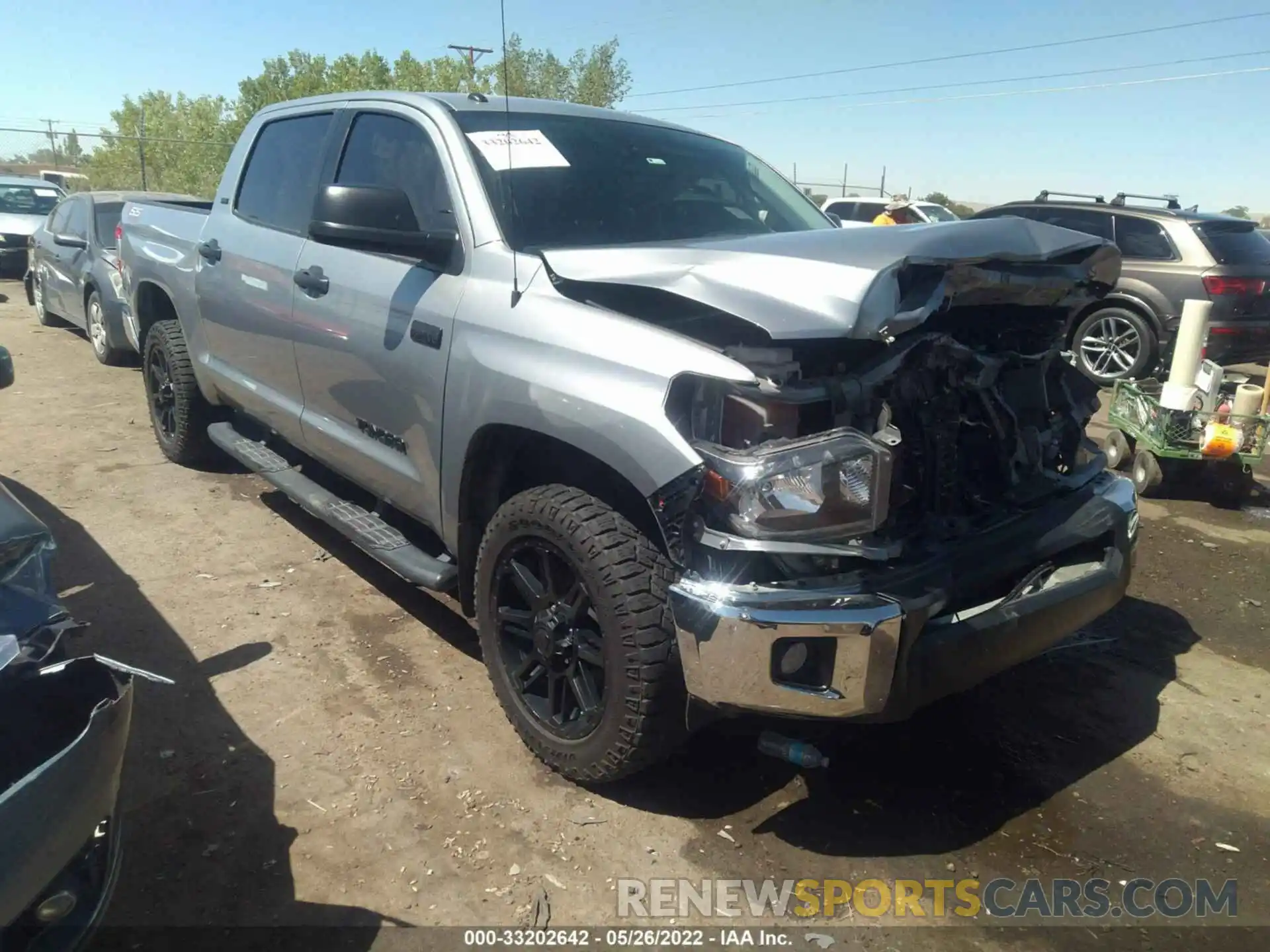 1 Photograph of a damaged car 5TFDW5F19KX849521 TOYOTA TUNDRA 4WD 2019