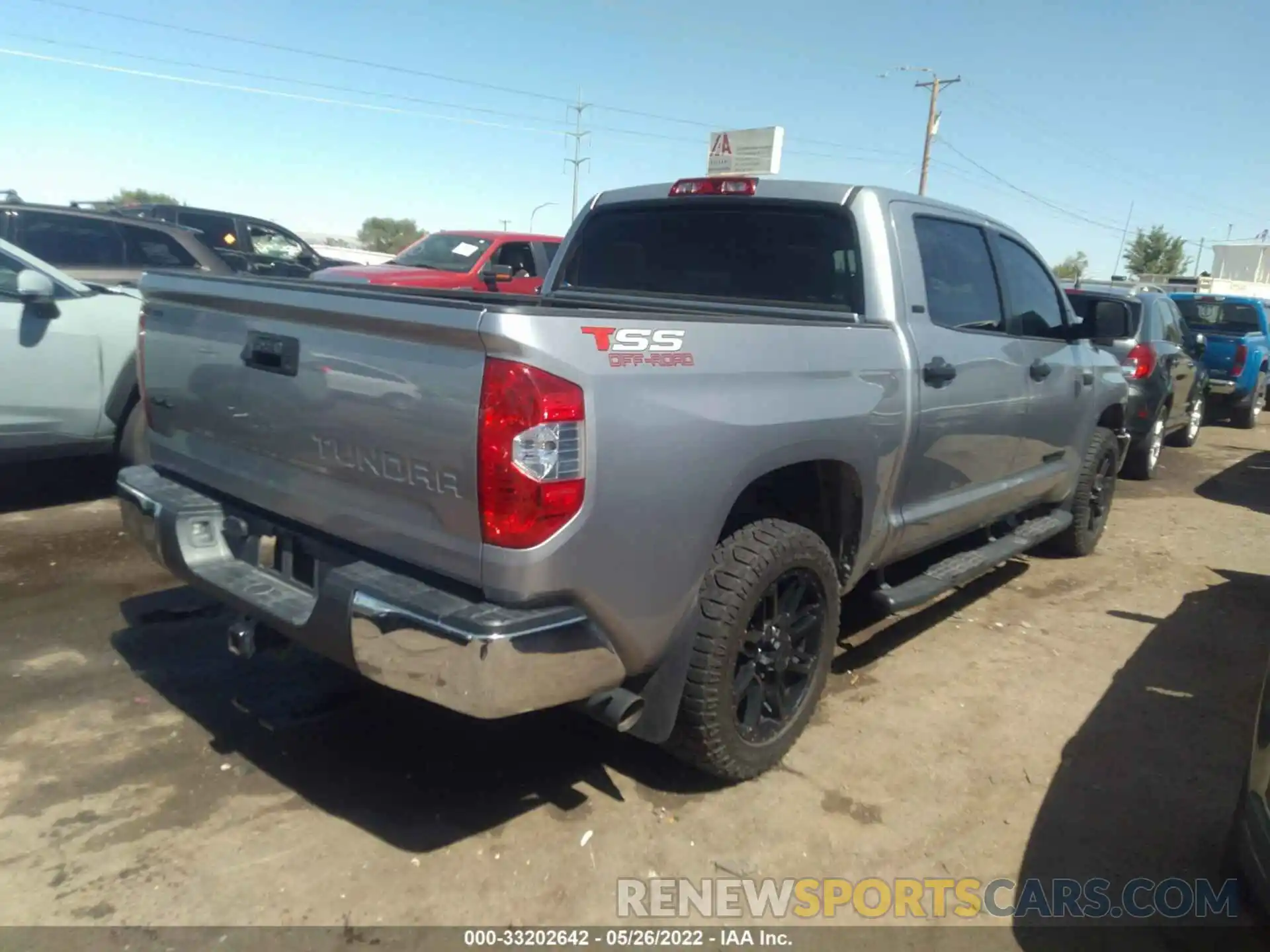 4 Photograph of a damaged car 5TFDW5F19KX849521 TOYOTA TUNDRA 4WD 2019