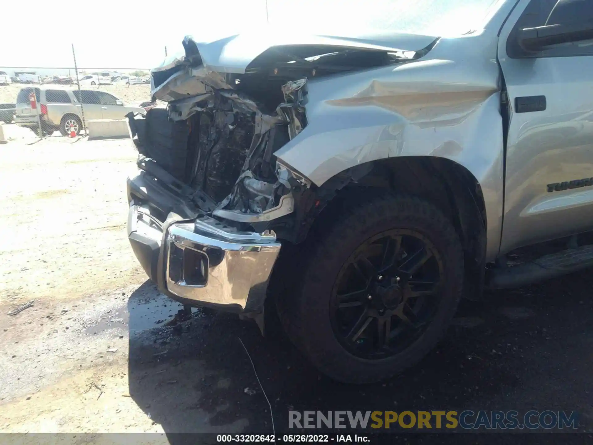 6 Photograph of a damaged car 5TFDW5F19KX849521 TOYOTA TUNDRA 4WD 2019