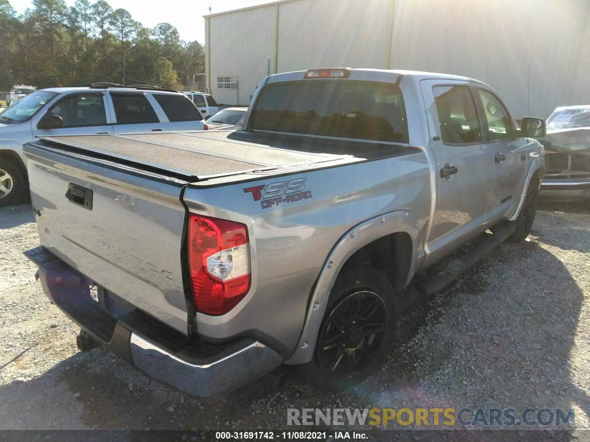 4 Photograph of a damaged car 5TFDW5F19KX867307 TOYOTA TUNDRA 4WD 2019