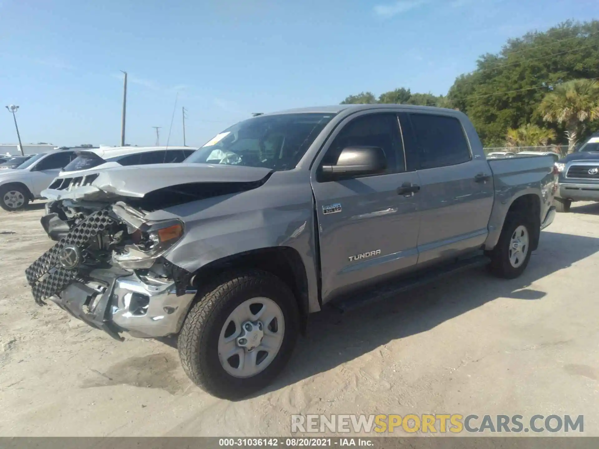 2 Photograph of a damaged car 5TFDW5F1XKX779138 TOYOTA TUNDRA 4WD 2019