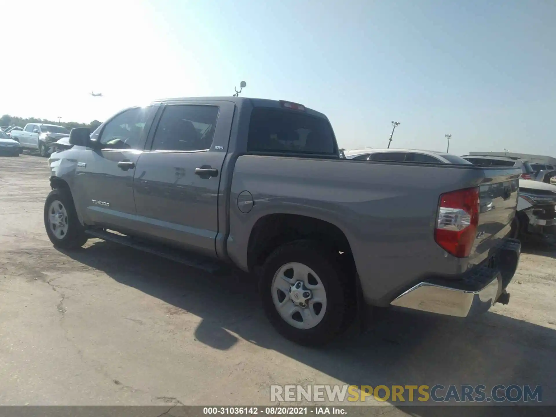 3 Photograph of a damaged car 5TFDW5F1XKX779138 TOYOTA TUNDRA 4WD 2019