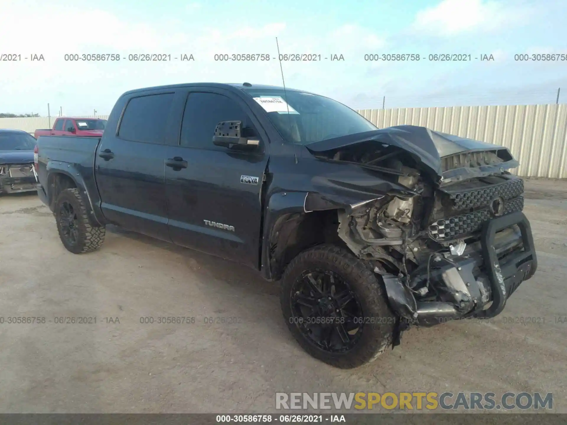 1 Photograph of a damaged car 5TFDW5F1XKX800571 TOYOTA TUNDRA 4WD 2019