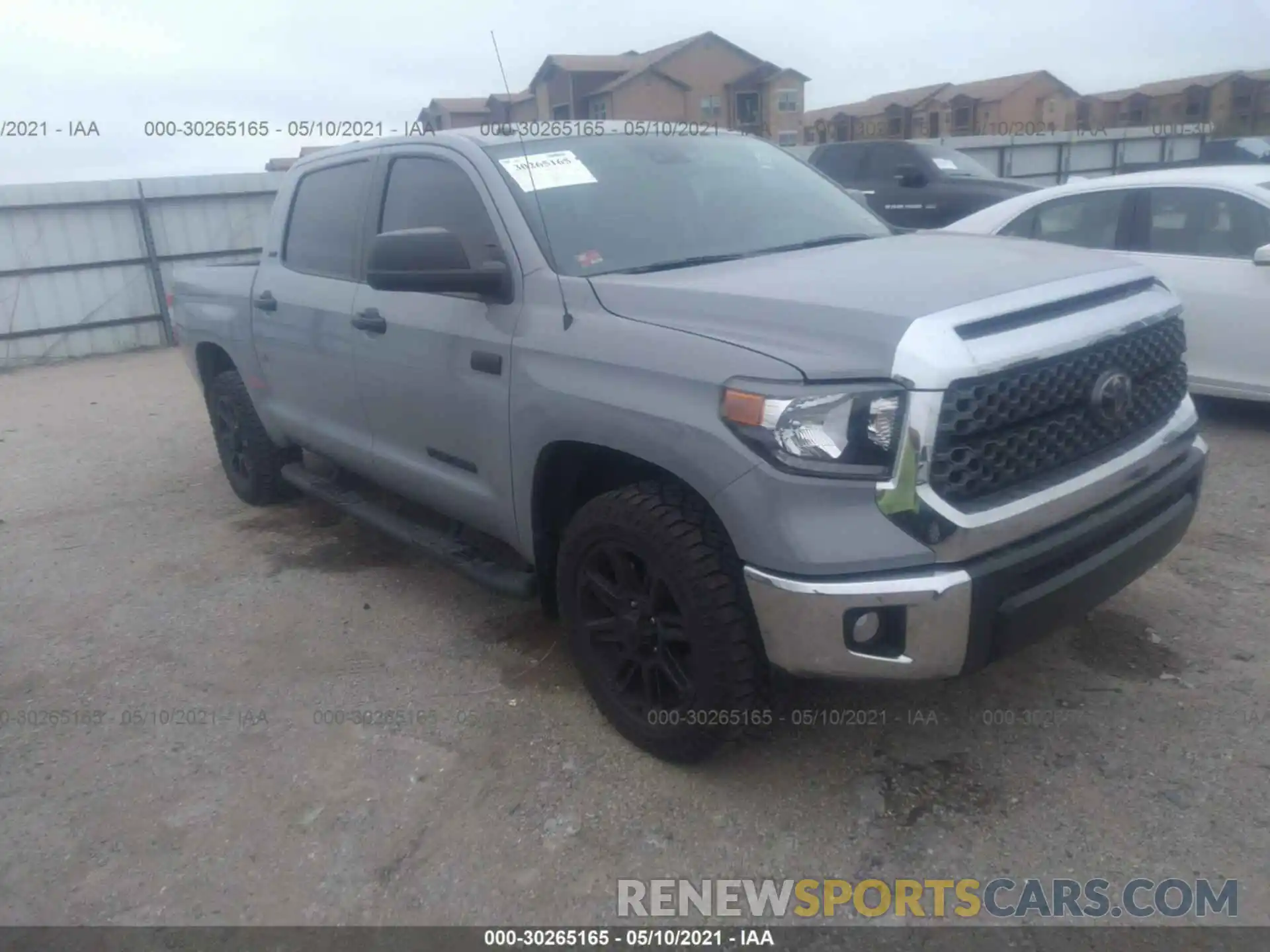 1 Photograph of a damaged car 5TFDW5F1XKX868420 TOYOTA TUNDRA 4WD 2019