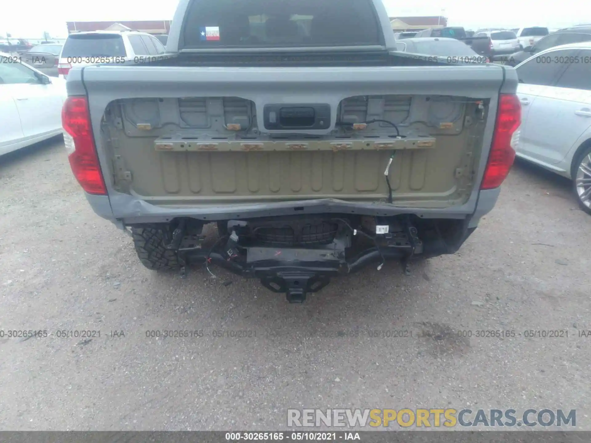 6 Photograph of a damaged car 5TFDW5F1XKX868420 TOYOTA TUNDRA 4WD 2019