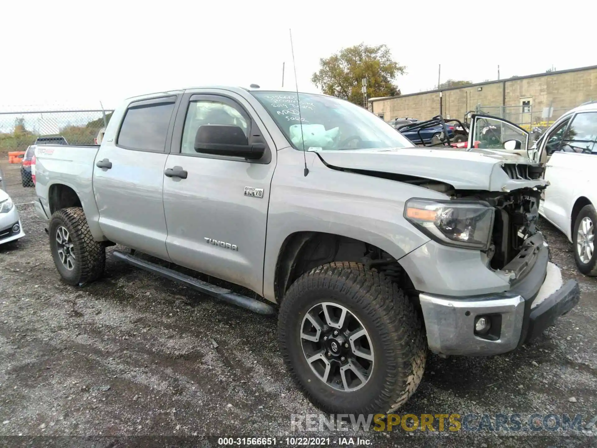 1 Photograph of a damaged car 5TFDY5F11KX807743 TOYOTA TUNDRA 4WD 2019