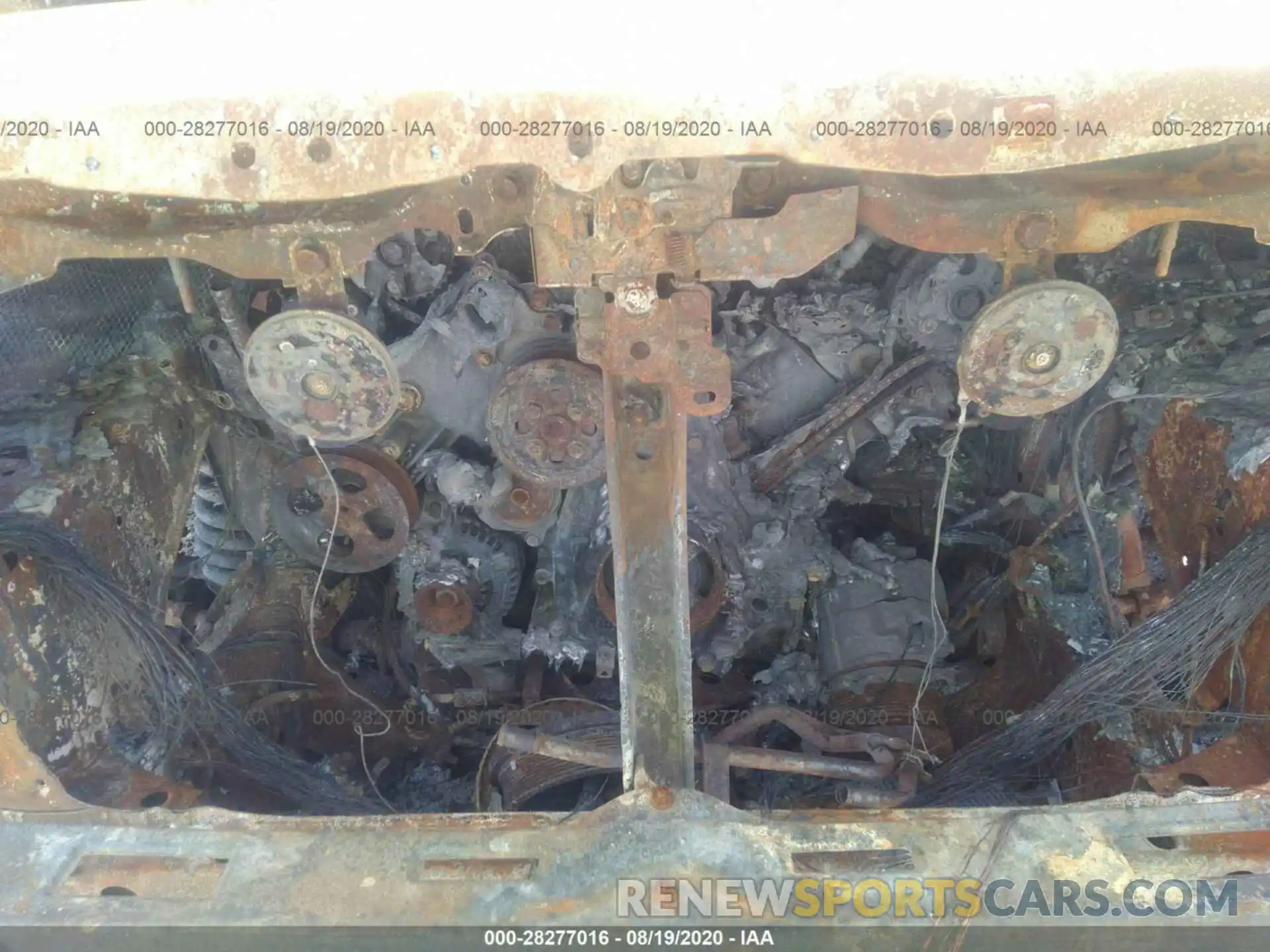 10 Photograph of a damaged car 5TFDY5F11KX812473 TOYOTA TUNDRA 4WD 2019