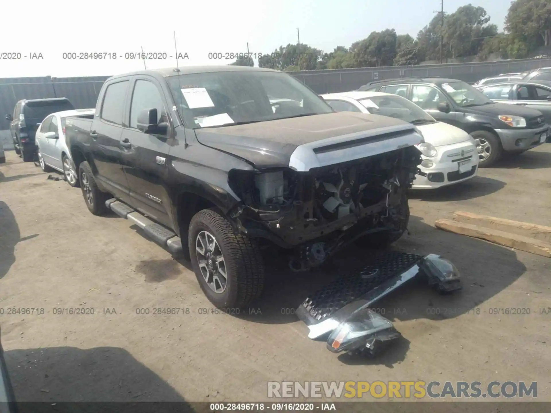 1 Photograph of a damaged car 5TFDY5F11KX831024 TOYOTA TUNDRA 4WD 2019