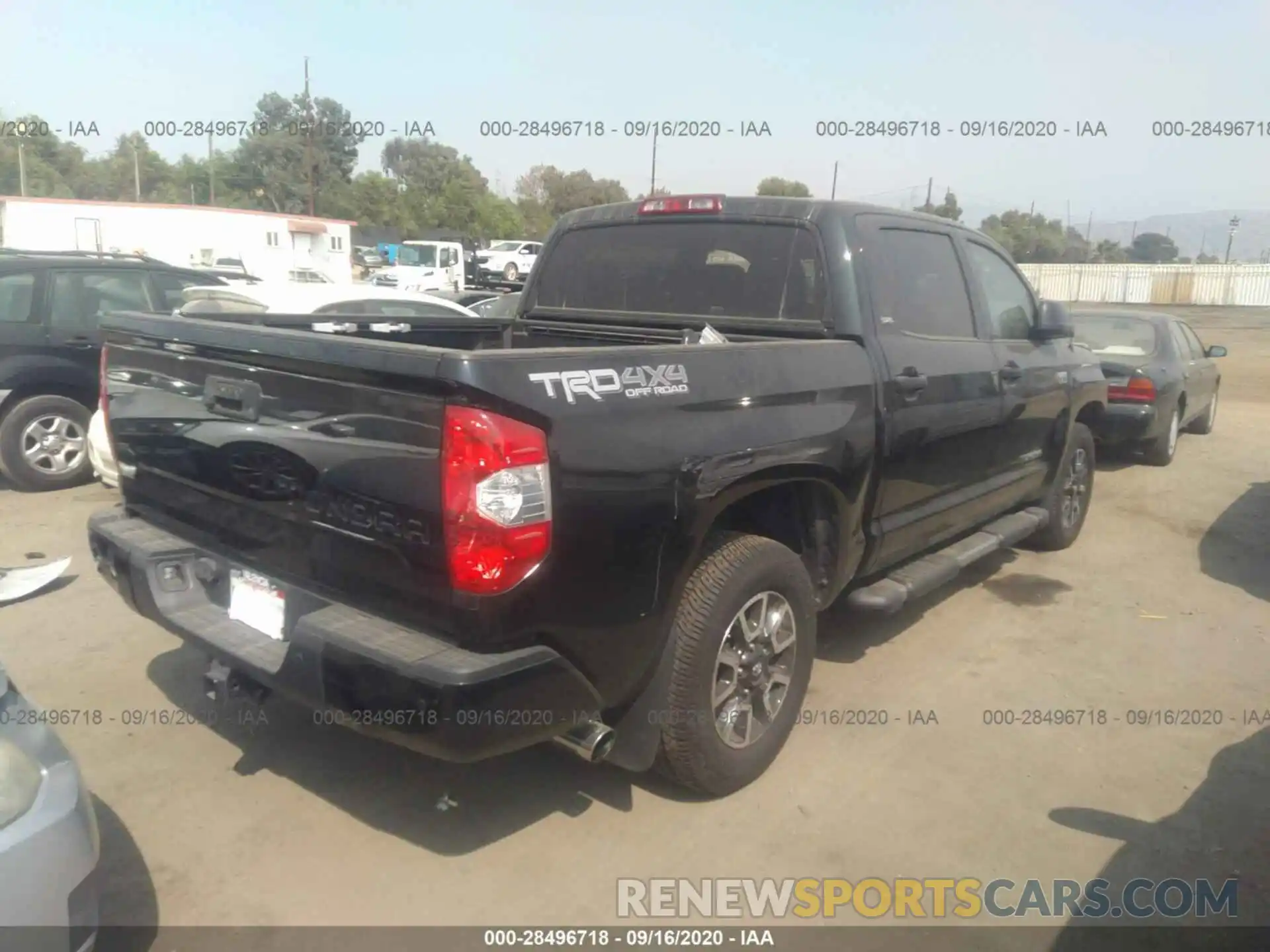 4 Photograph of a damaged car 5TFDY5F11KX831024 TOYOTA TUNDRA 4WD 2019