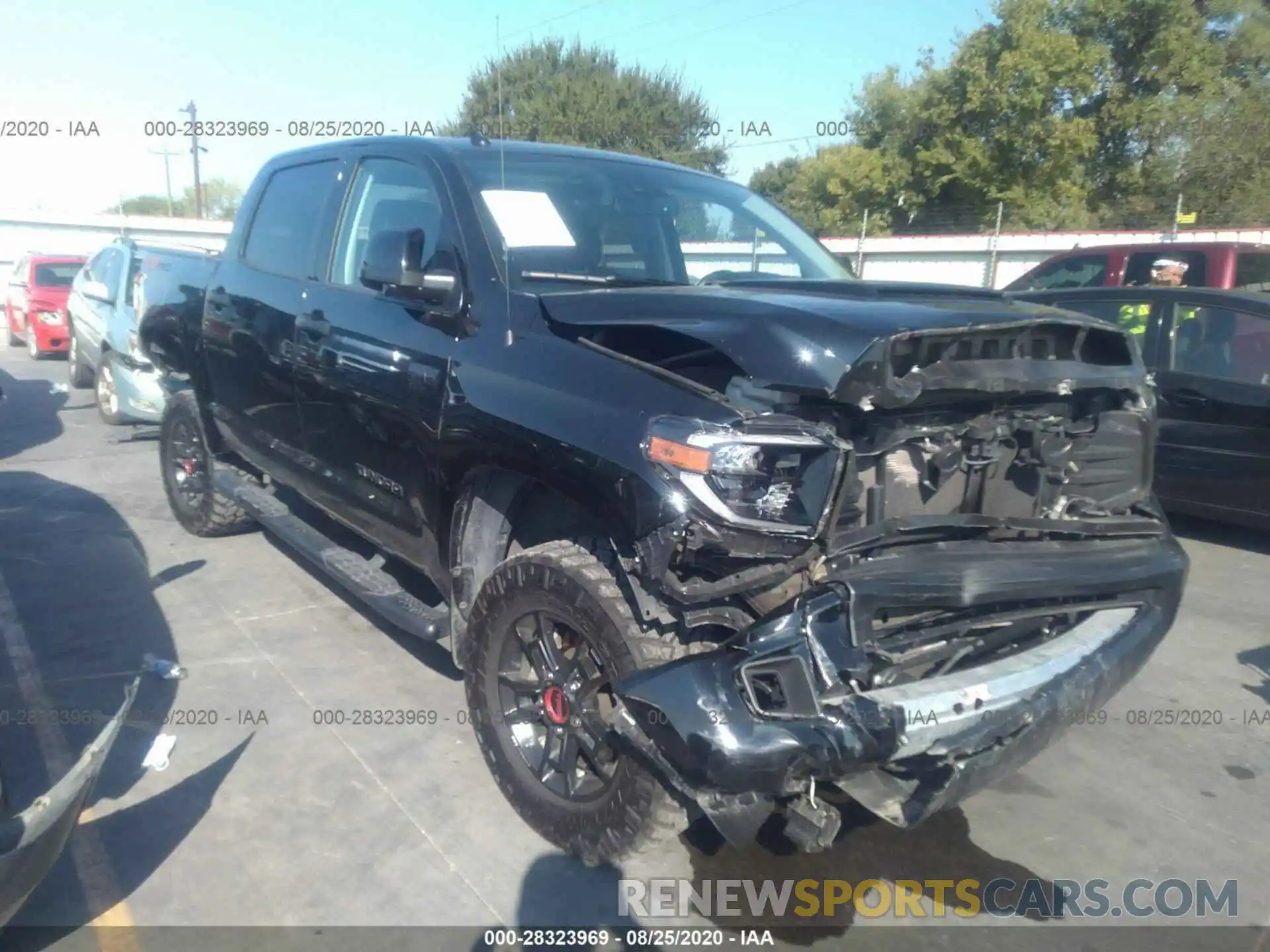 1 Photograph of a damaged car 5TFDY5F12KX804916 TOYOTA TUNDRA 4WD 2019