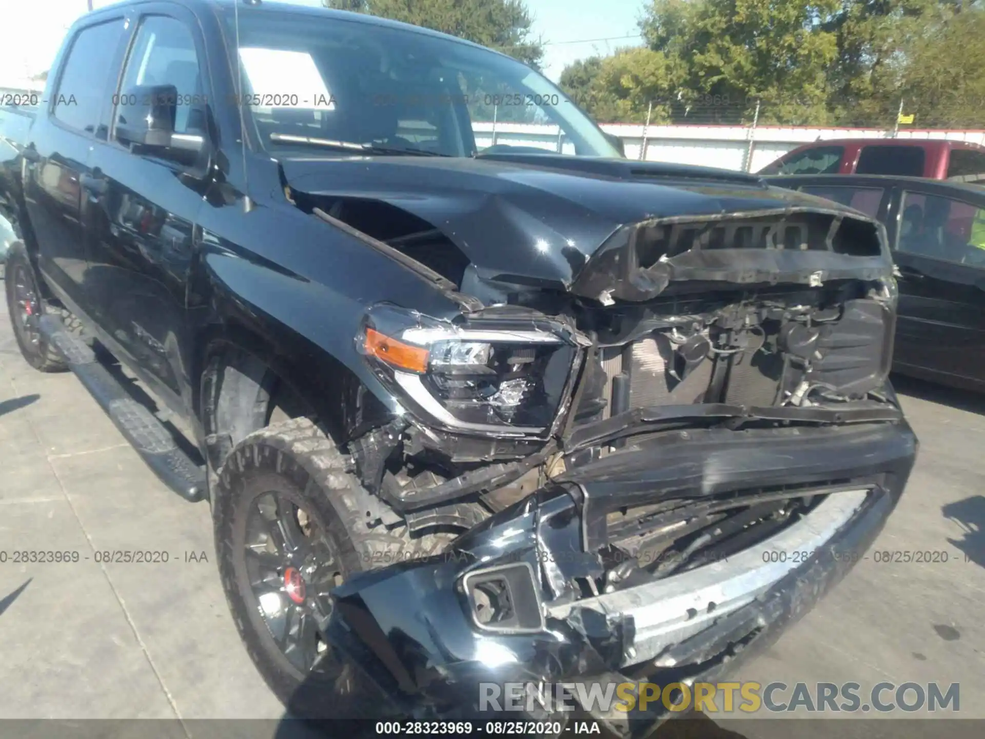 6 Photograph of a damaged car 5TFDY5F12KX804916 TOYOTA TUNDRA 4WD 2019