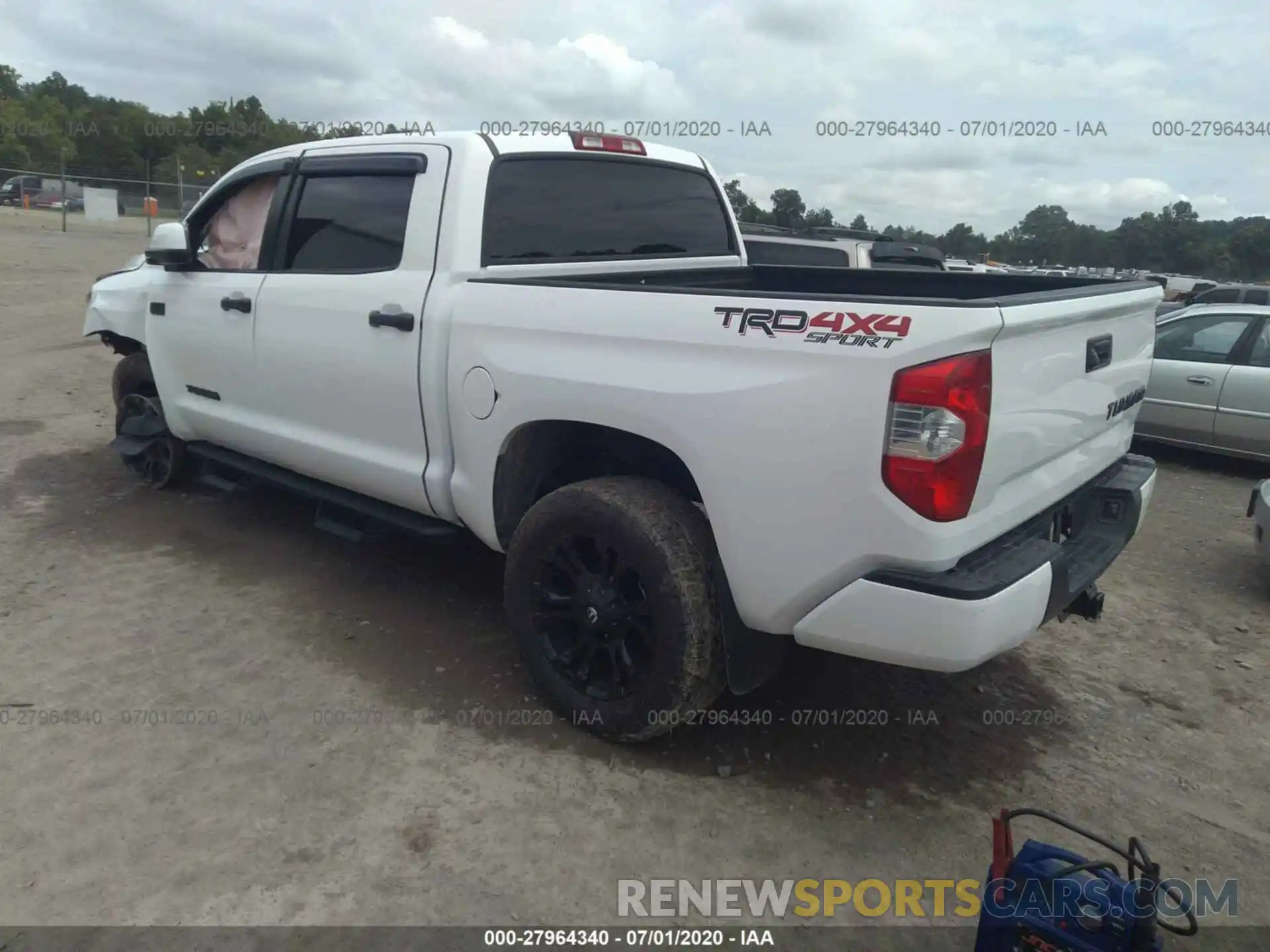 3 Photograph of a damaged car 5TFDY5F12KX810117 TOYOTA TUNDRA 4WD 2019