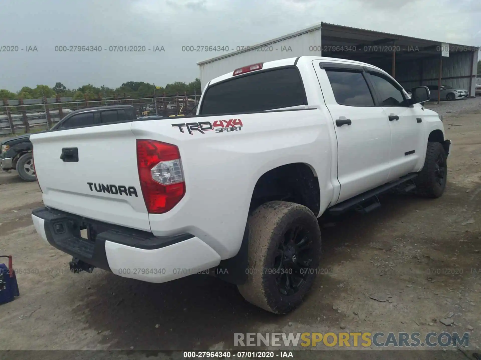 4 Photograph of a damaged car 5TFDY5F12KX810117 TOYOTA TUNDRA 4WD 2019