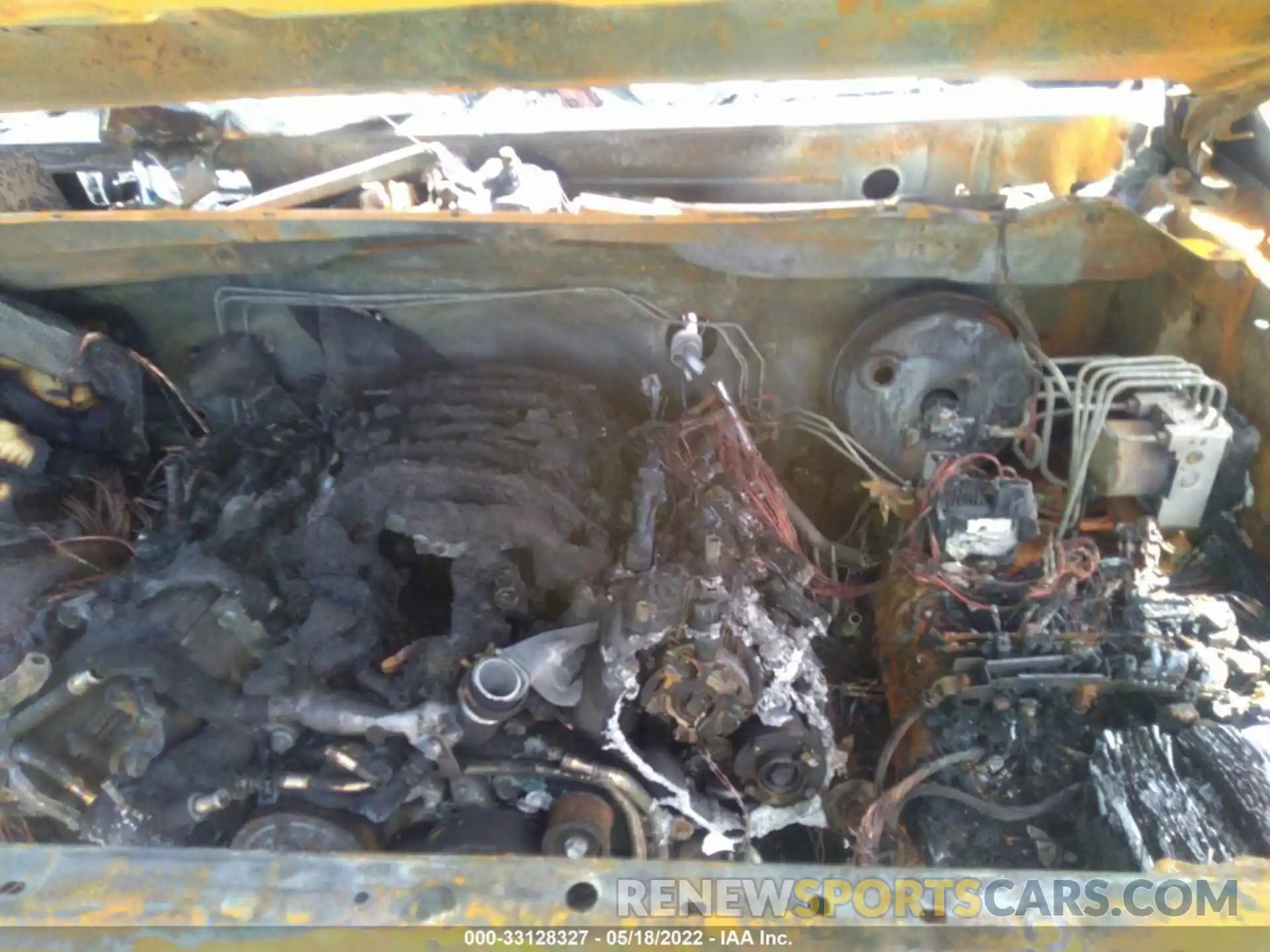 9 Photograph of a damaged car 5TFDY5F12KX854389 TOYOTA TUNDRA 4WD 2019