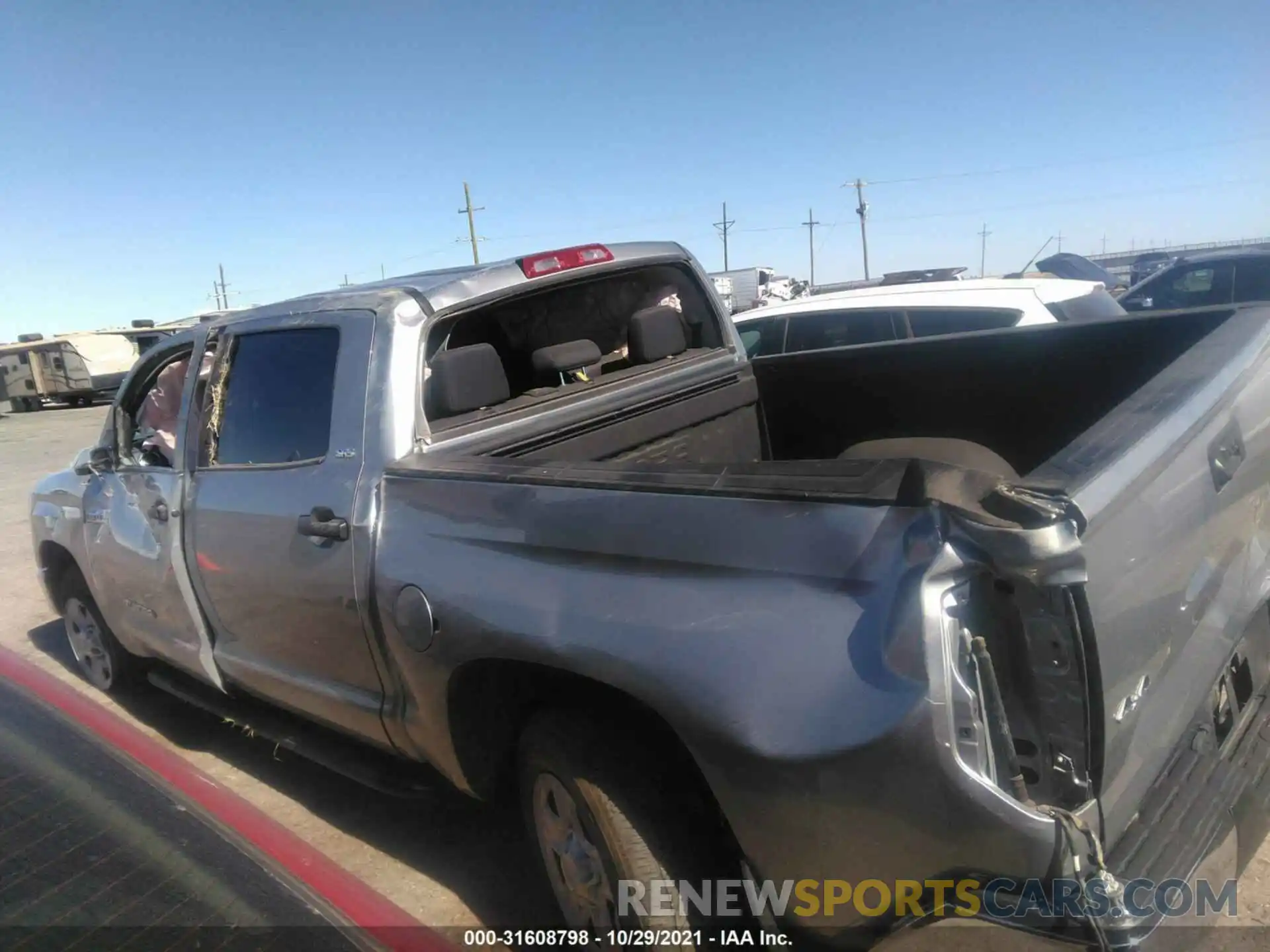 6 Photograph of a damaged car 5TFDY5F13KX810319 TOYOTA TUNDRA 4WD 2019