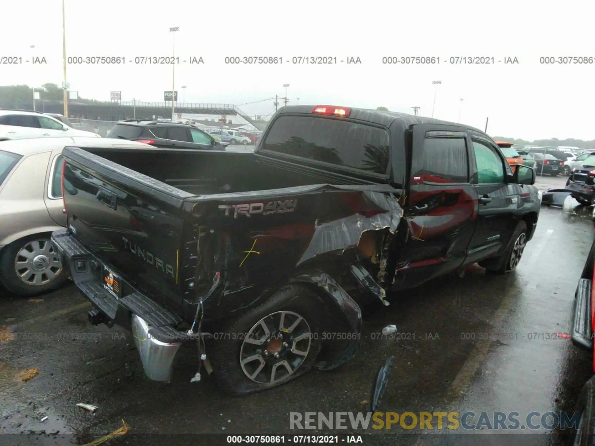 4 Photograph of a damaged car 5TFDY5F13KX843871 TOYOTA TUNDRA 4WD 2019