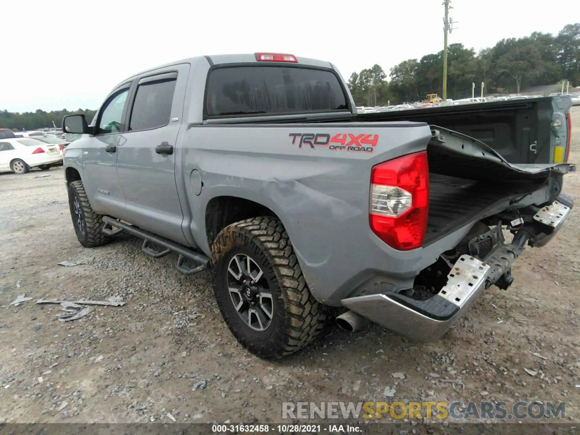 3 Photograph of a damaged car 5TFDY5F14KX829395 TOYOTA TUNDRA 4WD 2019