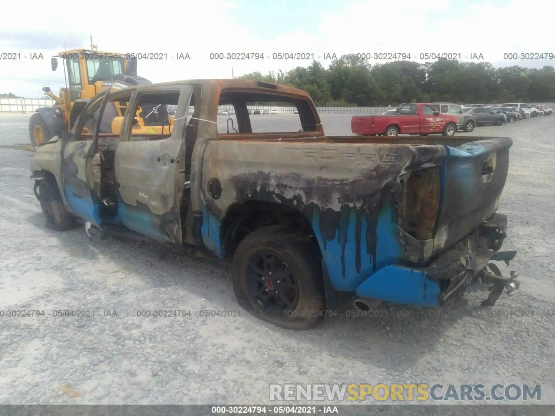 3 Photograph of a damaged car 5TFDY5F15KX852992 TOYOTA TUNDRA 4WD 2019