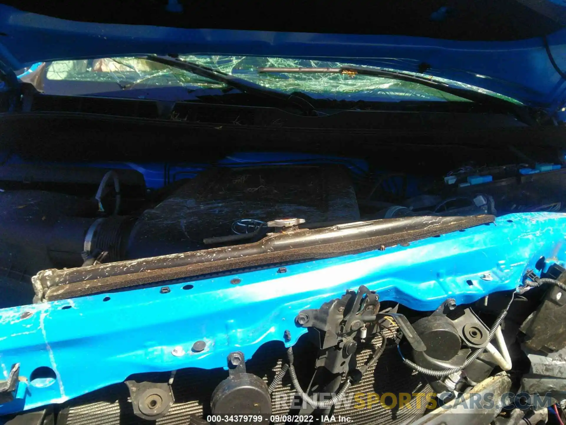 10 Photograph of a damaged car 5TFDY5F15KX861708 TOYOTA TUNDRA 4WD 2019