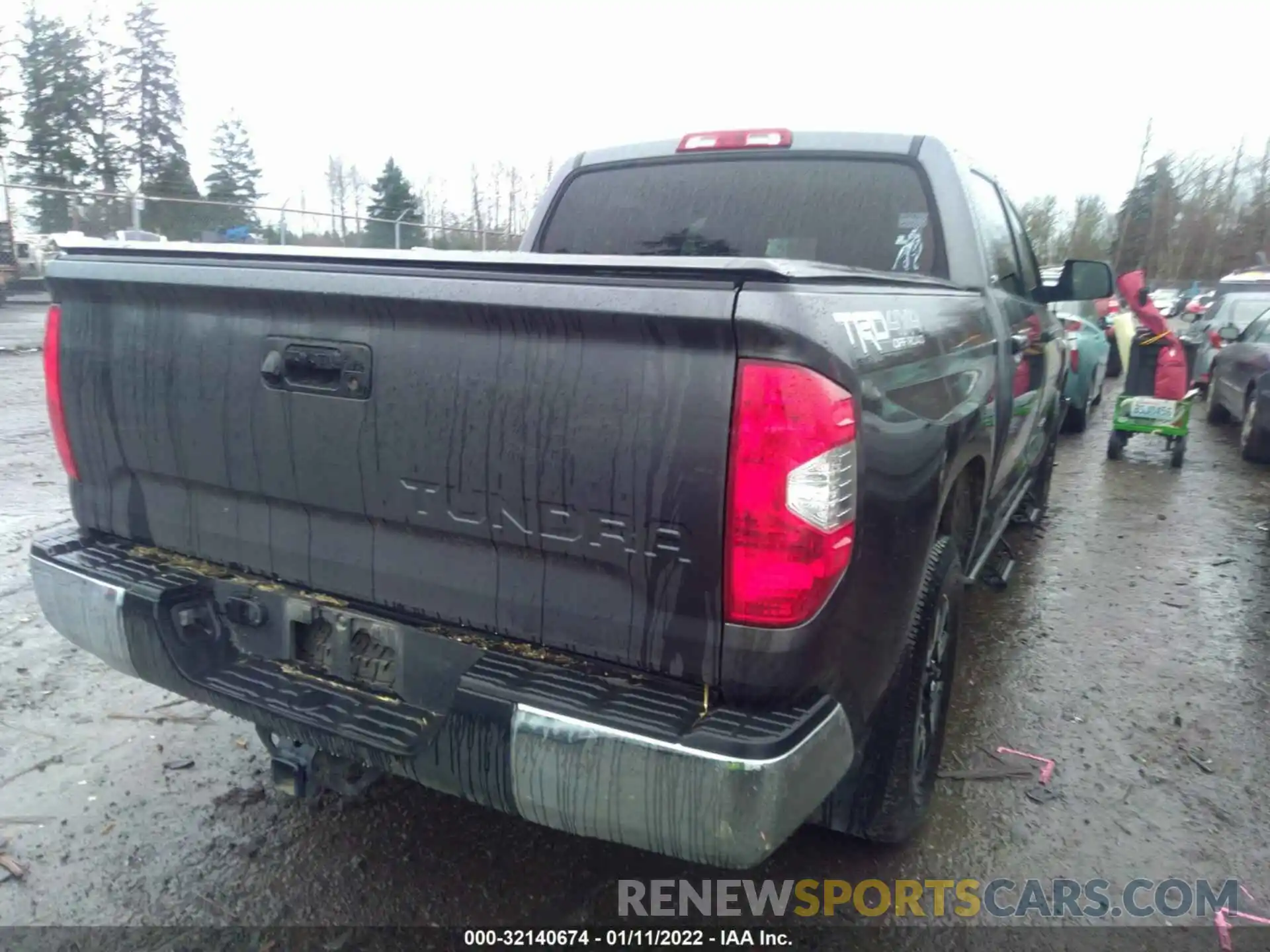 4 Photograph of a damaged car 5TFDY5F16KX787103 TOYOTA TUNDRA 4WD 2019