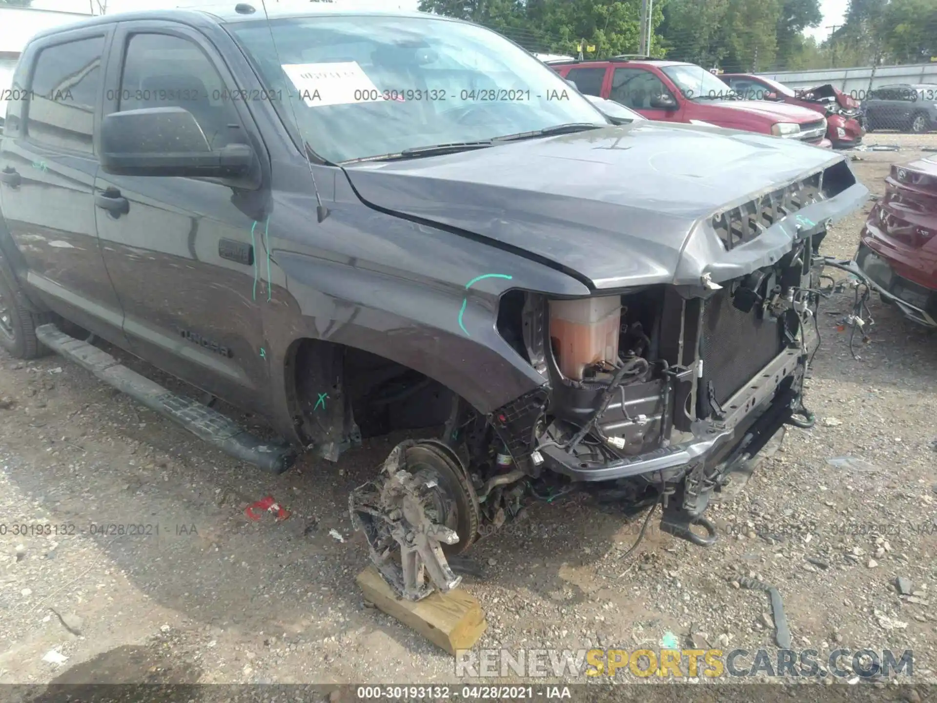 6 Photograph of a damaged car 5TFDY5F16KX804238 TOYOTA TUNDRA 4WD 2019