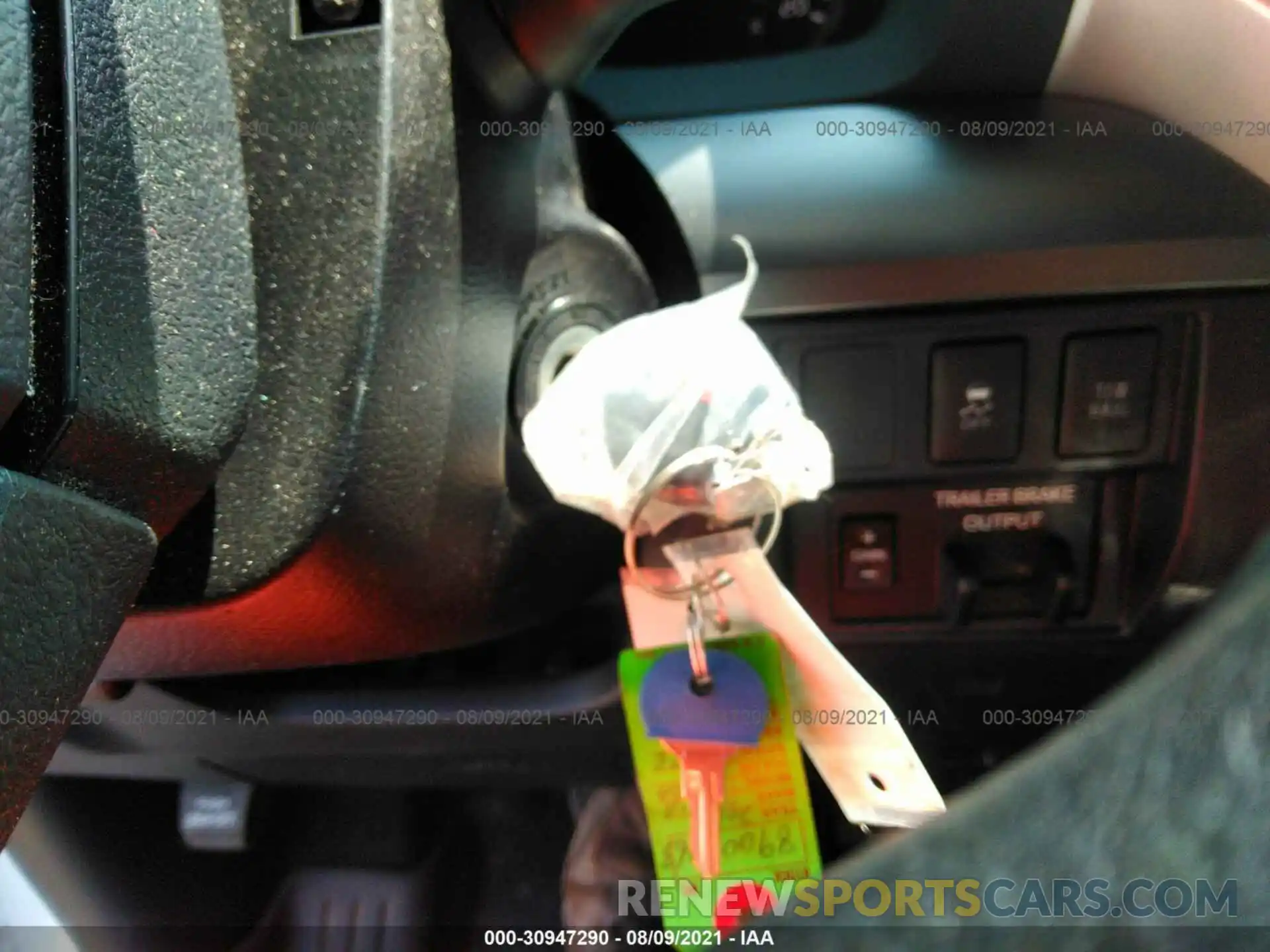 11 Photograph of a damaged car 5TFDY5F16KX819421 TOYOTA TUNDRA 4WD 2019