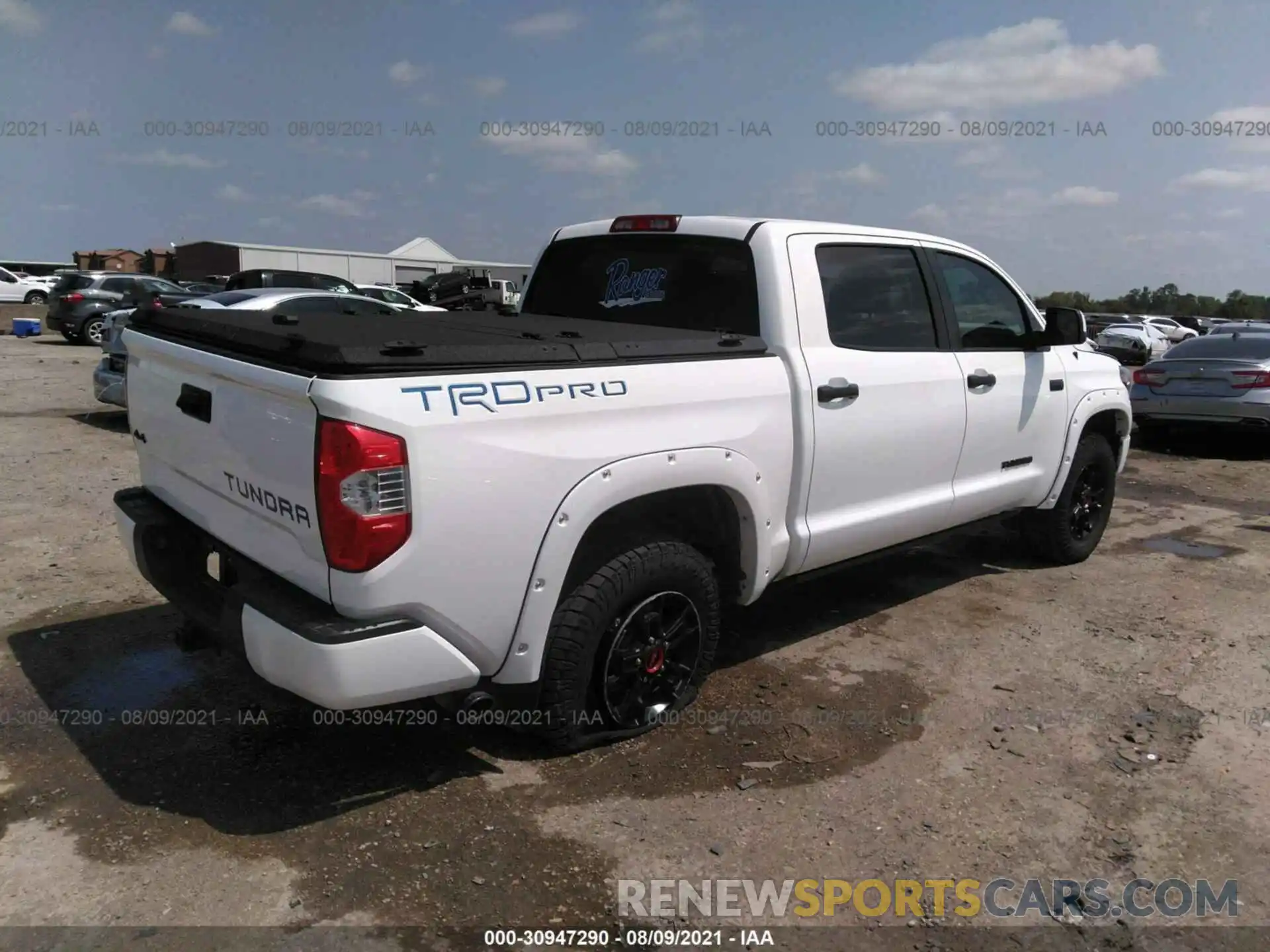 4 Фотография поврежденного автомобиля 5TFDY5F16KX819421 TOYOTA TUNDRA 4WD 2019