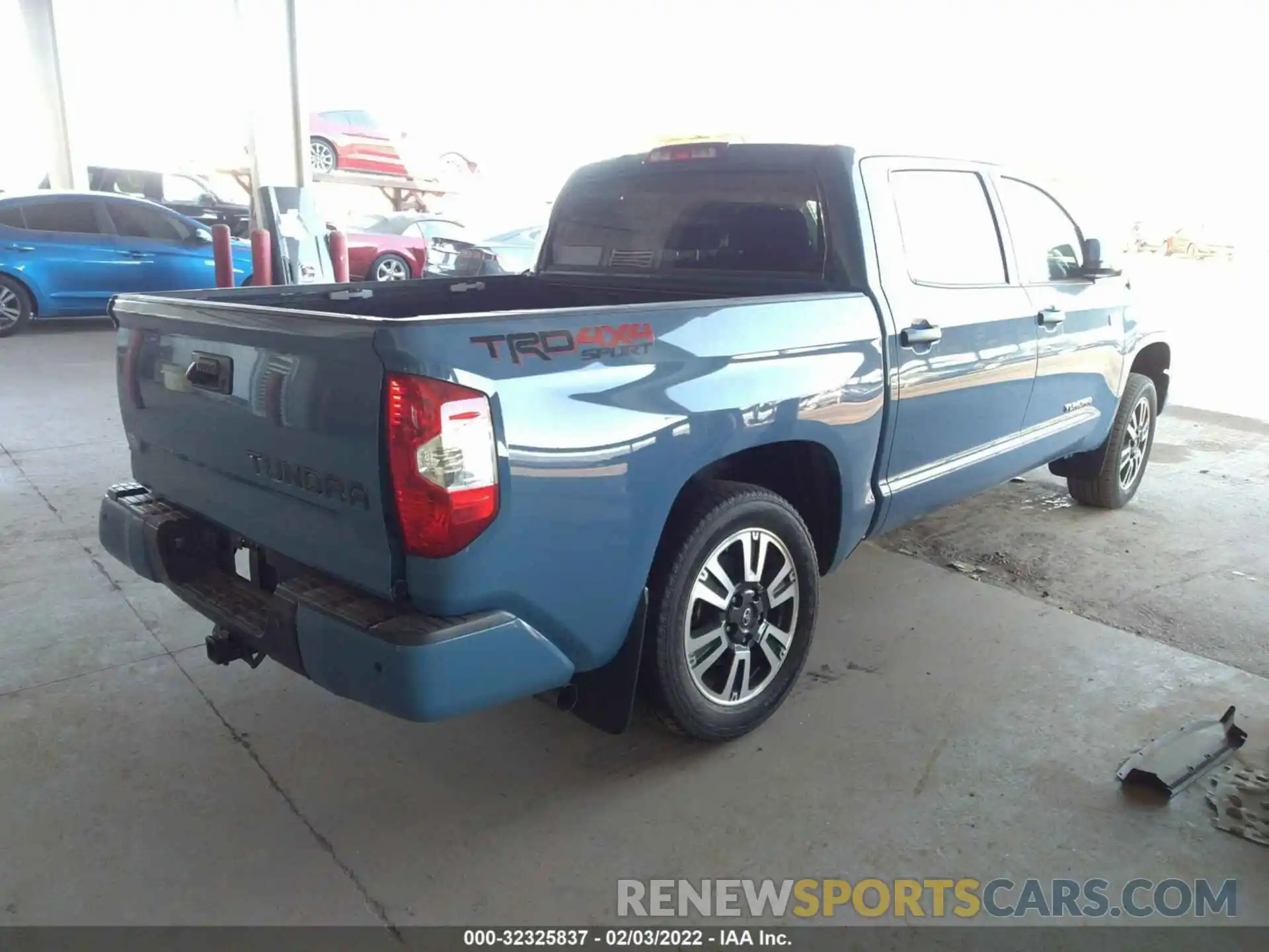 4 Photograph of a damaged car 5TFDY5F16KX854962 TOYOTA TUNDRA 4WD 2019