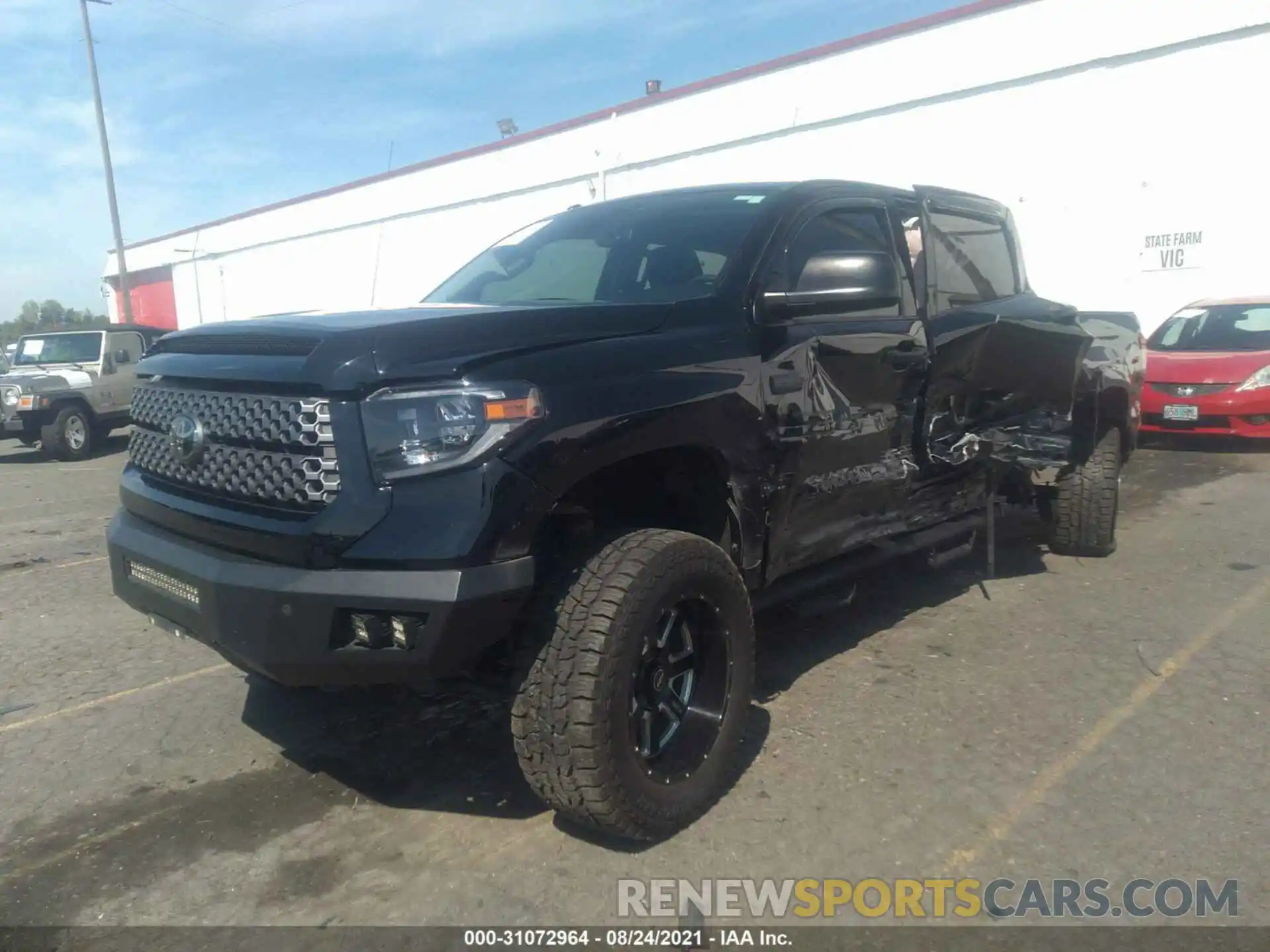 2 Photograph of a damaged car 5TFDY5F17KX828595 TOYOTA TUNDRA 4WD 2019