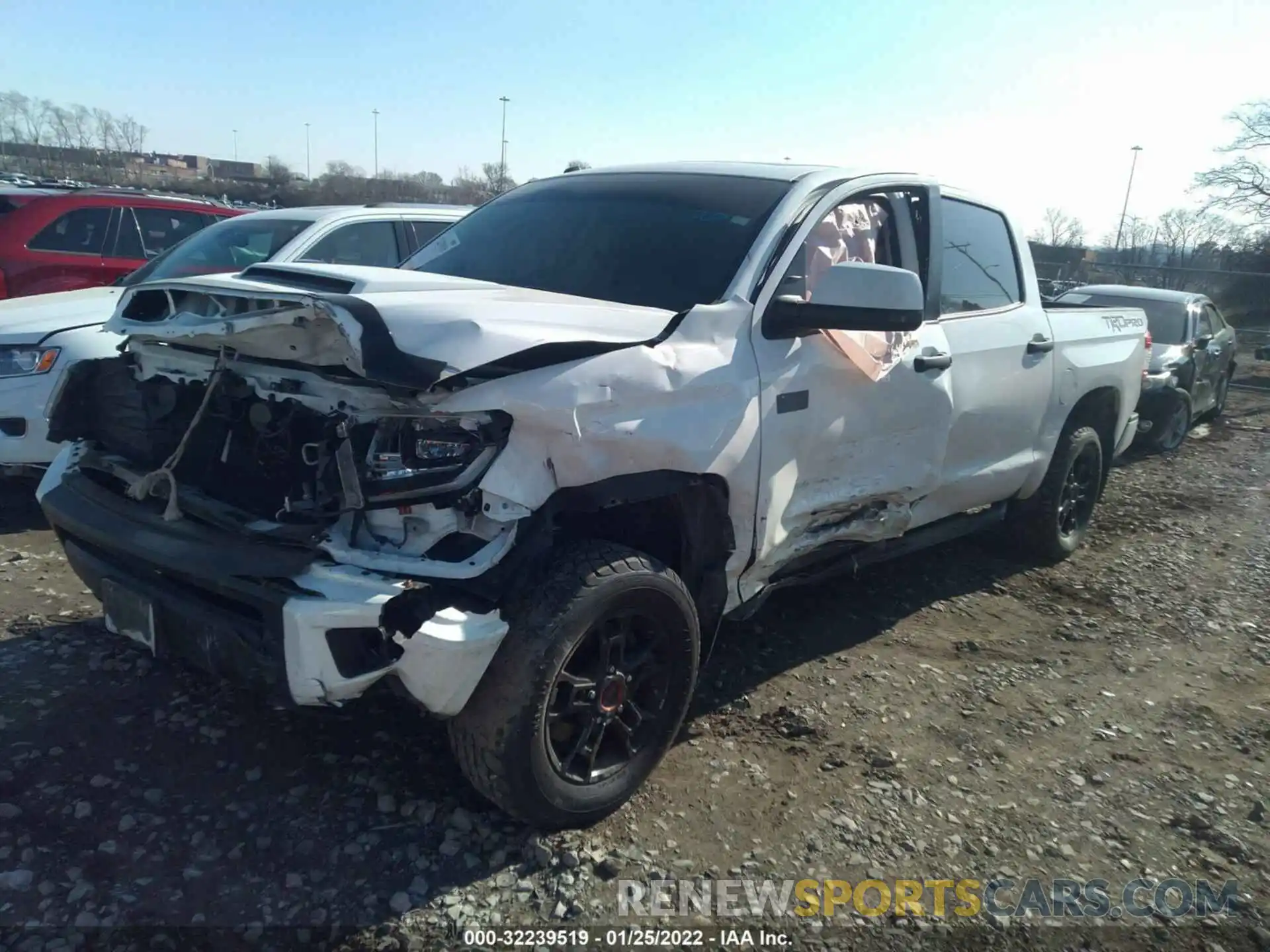 2 Photograph of a damaged car 5TFDY5F1XKX779862 TOYOTA TUNDRA 4WD 2019