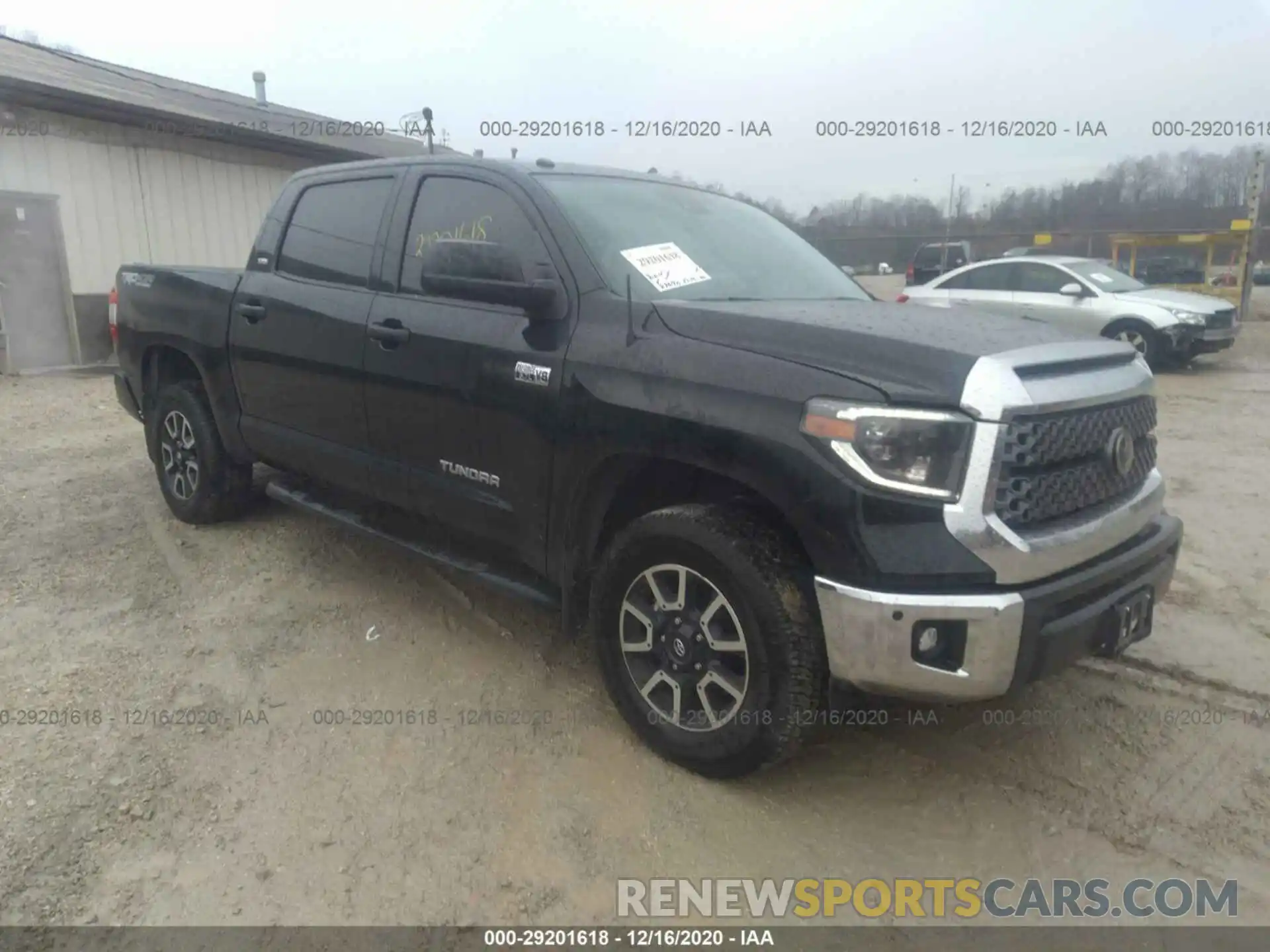 1 Photograph of a damaged car 5TFDY5F1XKX785967 TOYOTA TUNDRA 4WD 2019