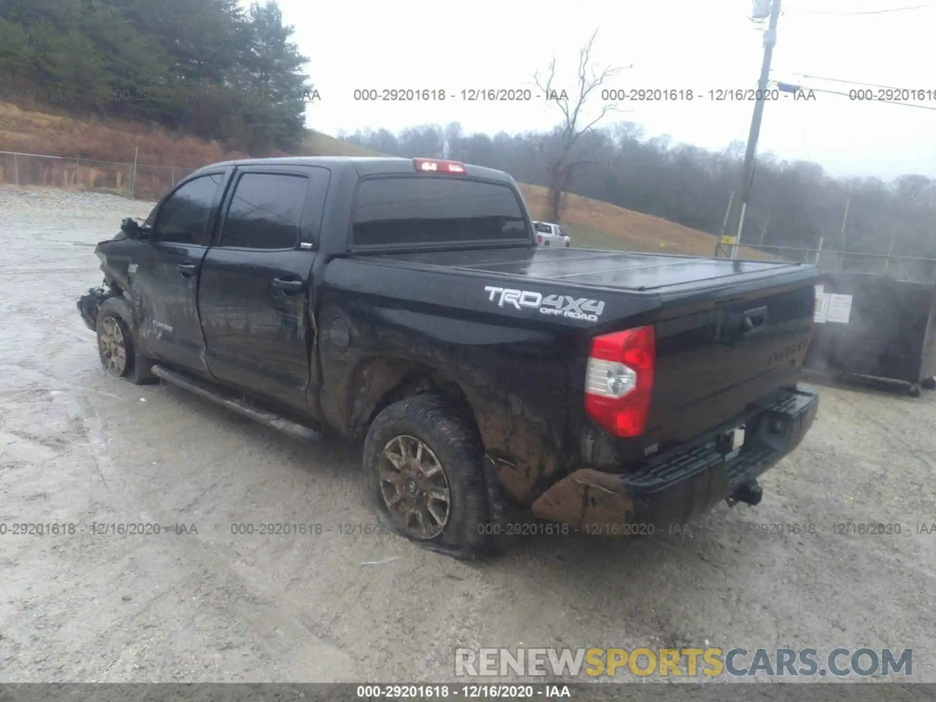 3 Photograph of a damaged car 5TFDY5F1XKX785967 TOYOTA TUNDRA 4WD 2019