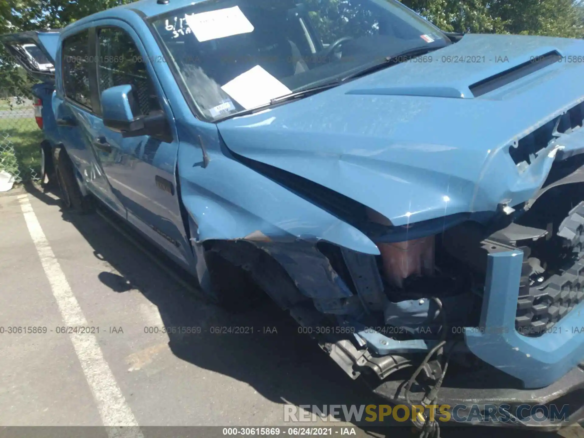 6 Photograph of a damaged car 5TFDY5F1XKX793194 TOYOTA TUNDRA 4WD 2019