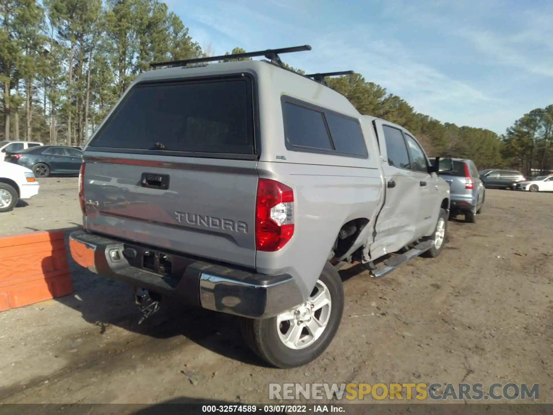 4 Photograph of a damaged car 5TFDY5F1XKX807028 TOYOTA TUNDRA 4WD 2019