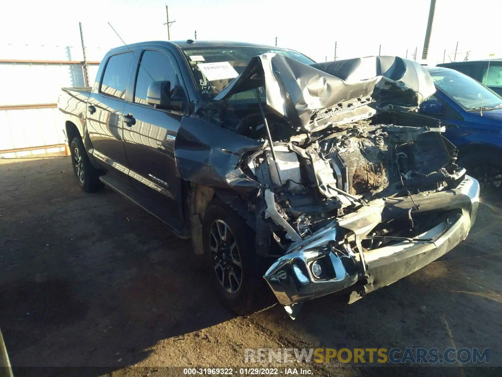 1 Photograph of a damaged car 5TFDY5F1XKX822323 TOYOTA TUNDRA 4WD 2019