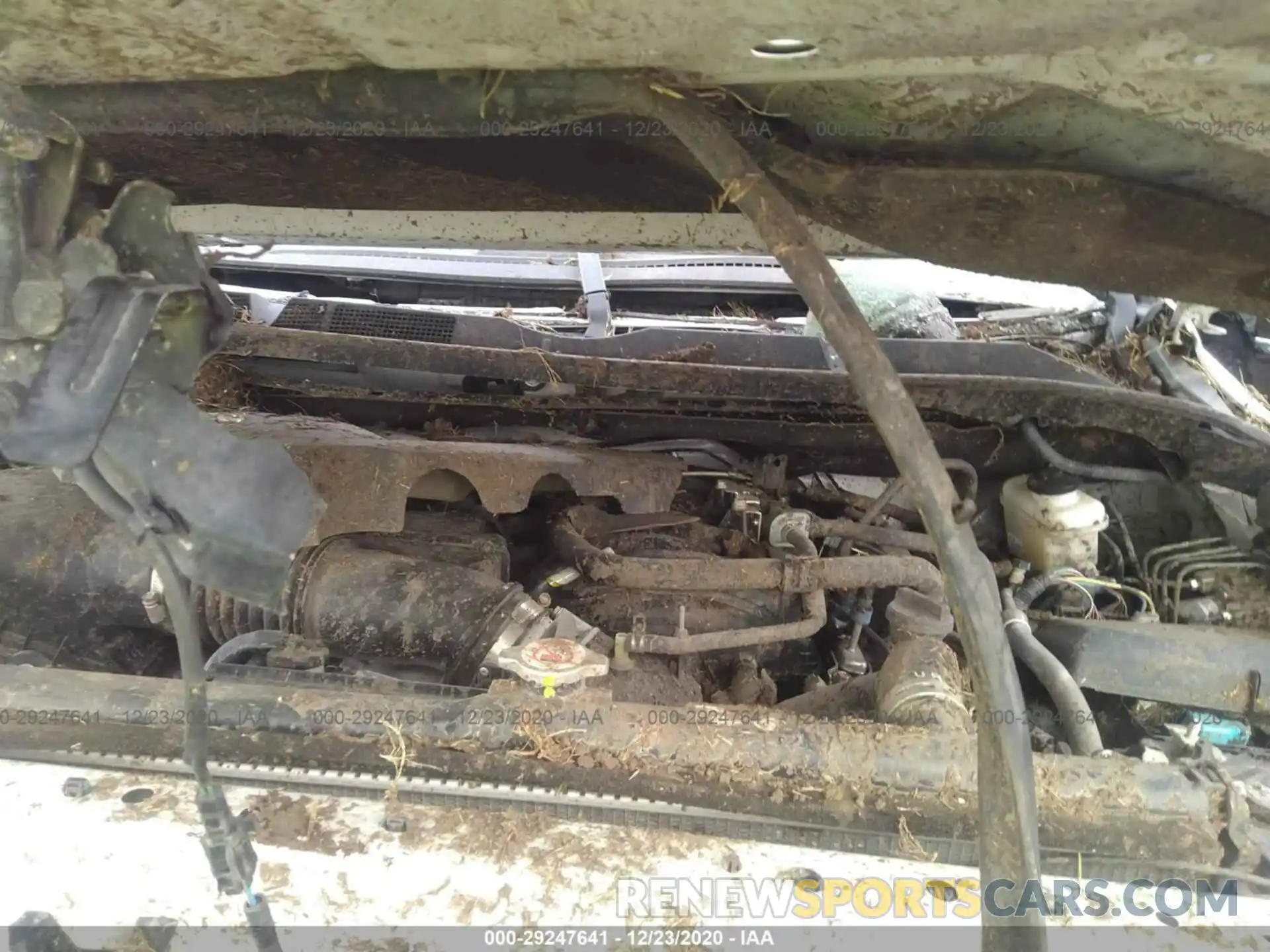 10 Photograph of a damaged car 5TFDY5F1XKX836979 TOYOTA TUNDRA 4WD 2019