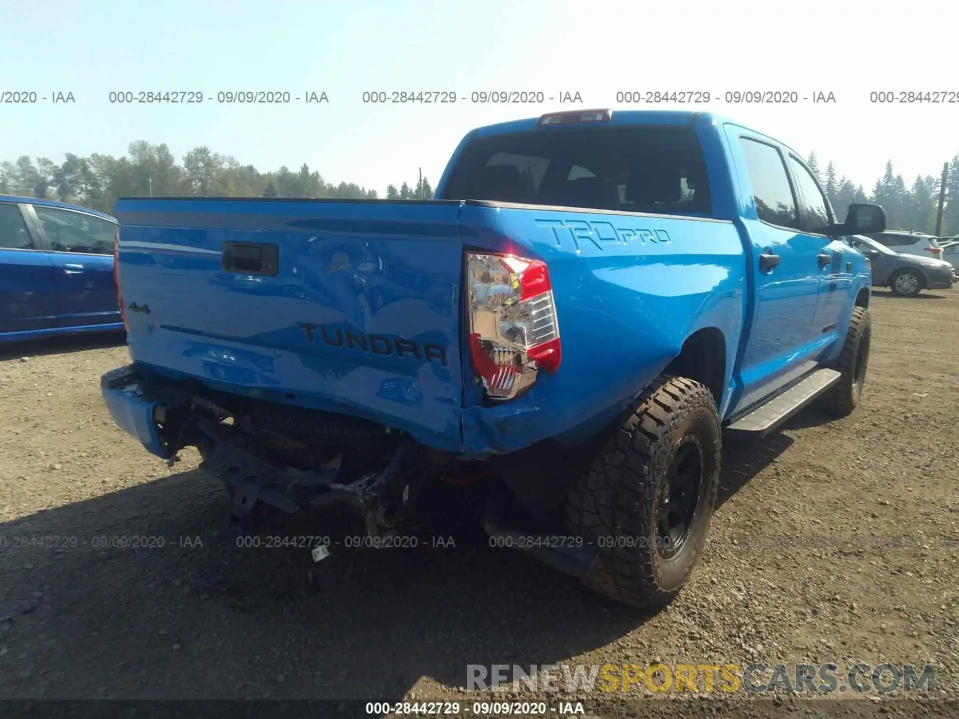 4 Фотография поврежденного автомобиля 5TFDY5F1XKX860585 TOYOTA TUNDRA 4WD 2019