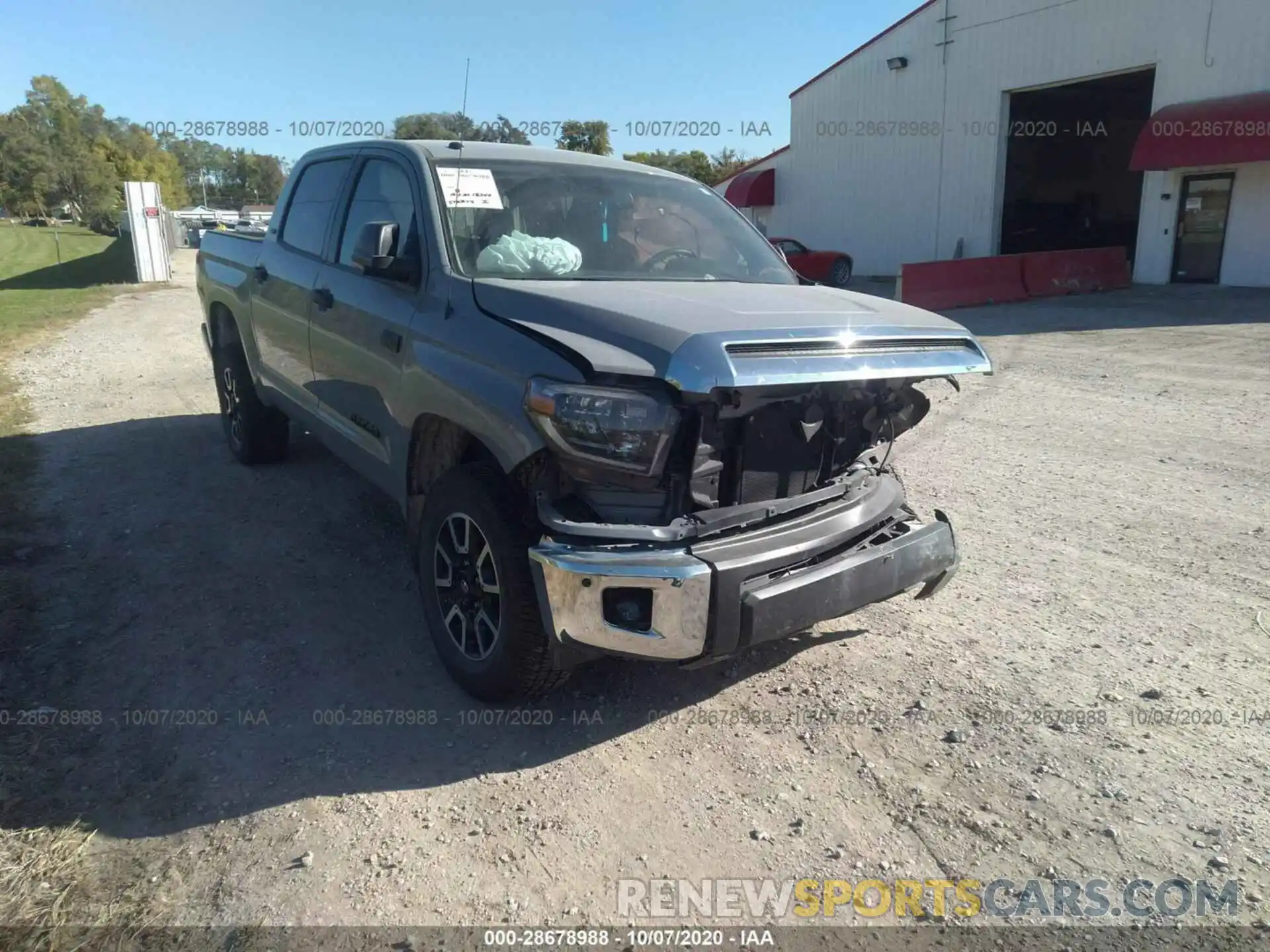 1 Photograph of a damaged car 5TFDY5F1XKX861140 TOYOTA TUNDRA 4WD 2019