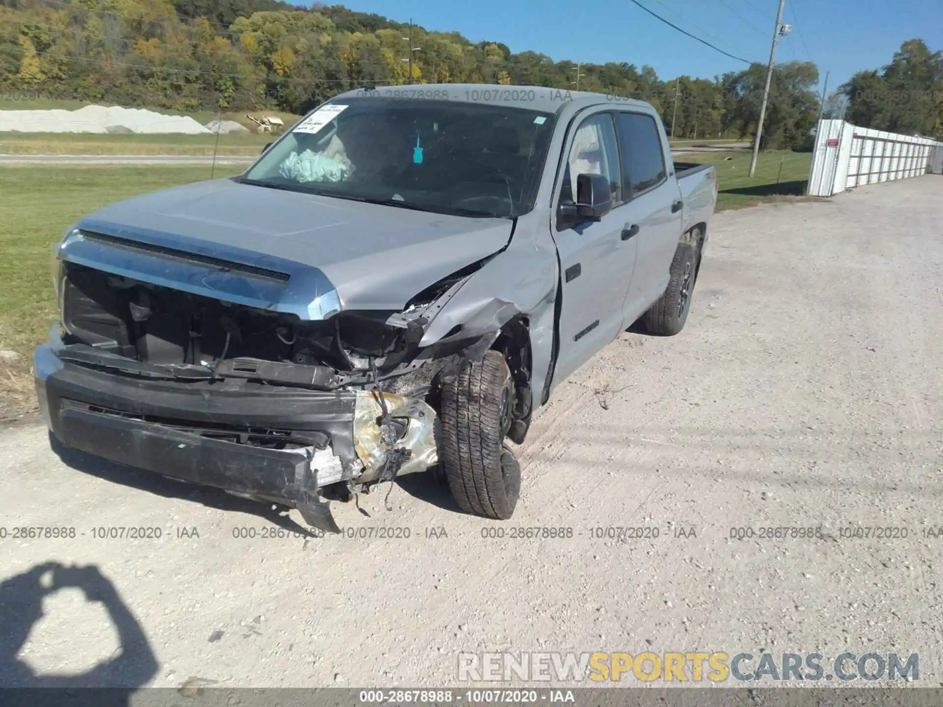 2 Photograph of a damaged car 5TFDY5F1XKX861140 TOYOTA TUNDRA 4WD 2019