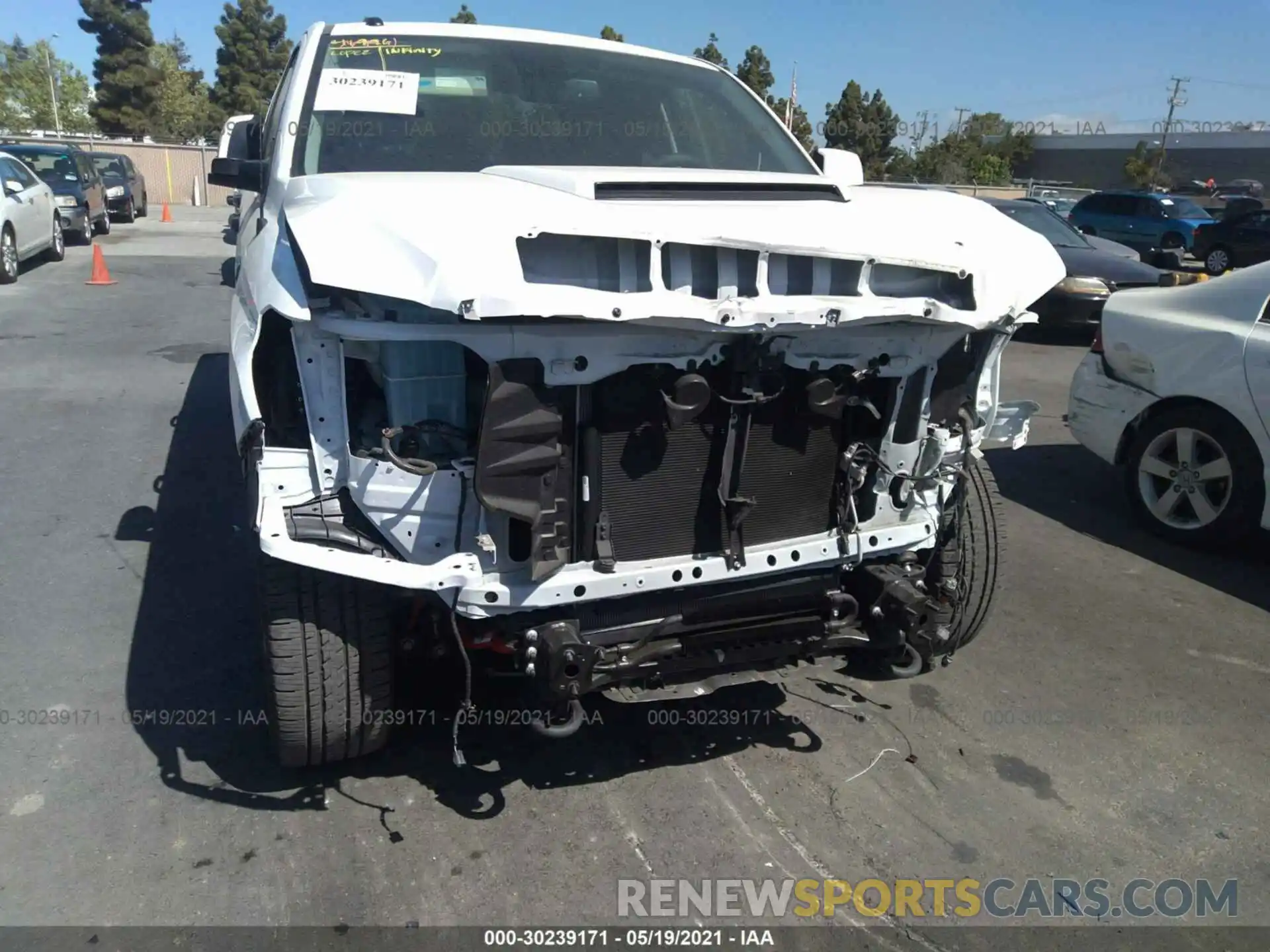 6 Photograph of a damaged car 5TFDY5F1XKX865186 TOYOTA TUNDRA 4WD 2019