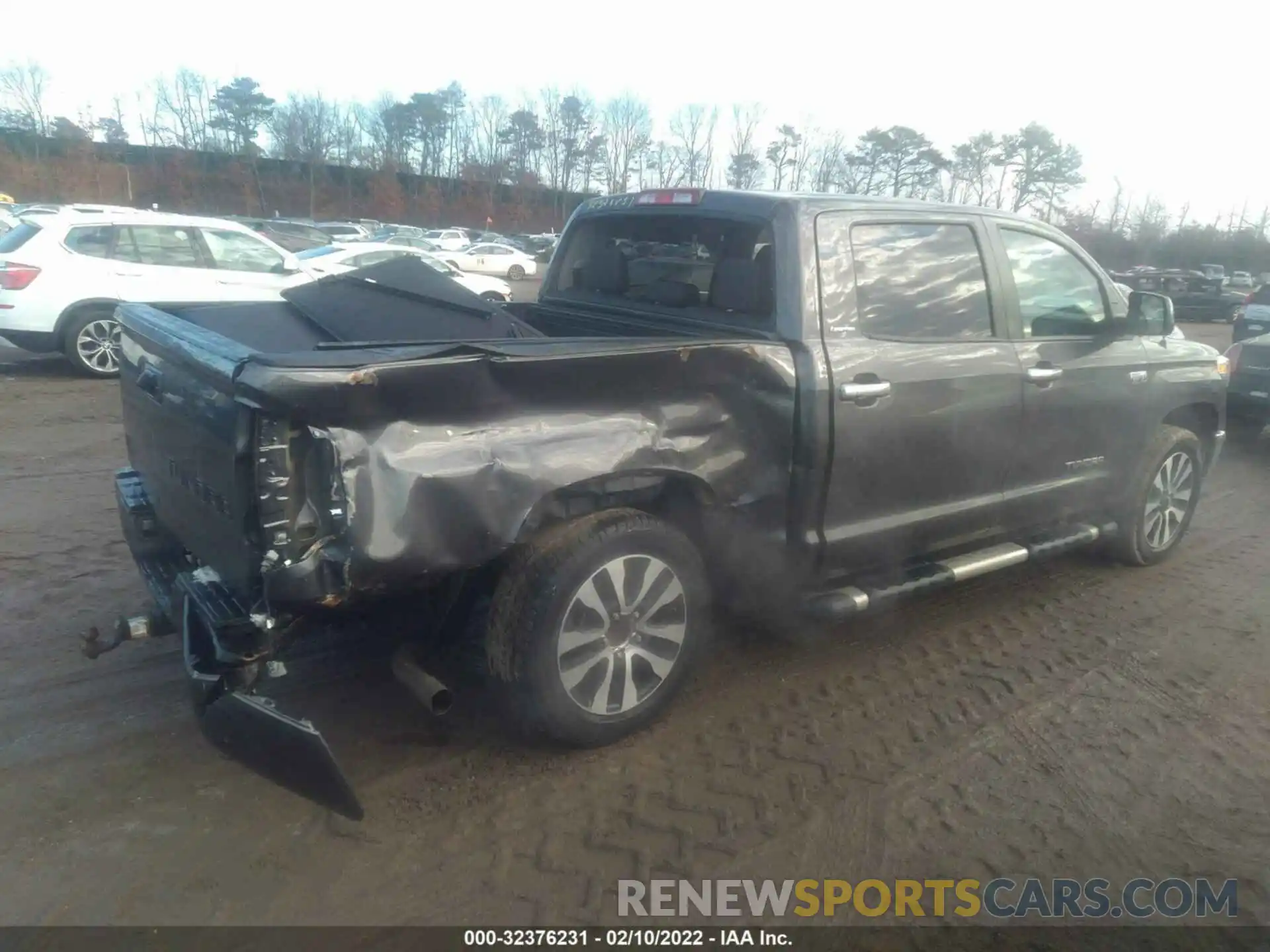 4 Photograph of a damaged car 5TFHY5F11KX808313 TOYOTA TUNDRA 4WD 2019