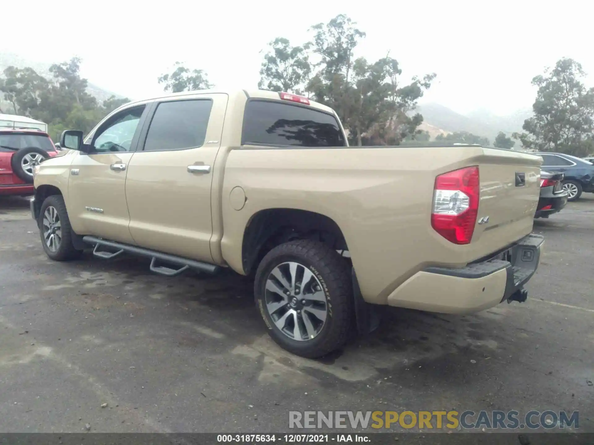 3 Photograph of a damaged car 5TFHY5F11KX833406 TOYOTA TUNDRA 4WD 2019