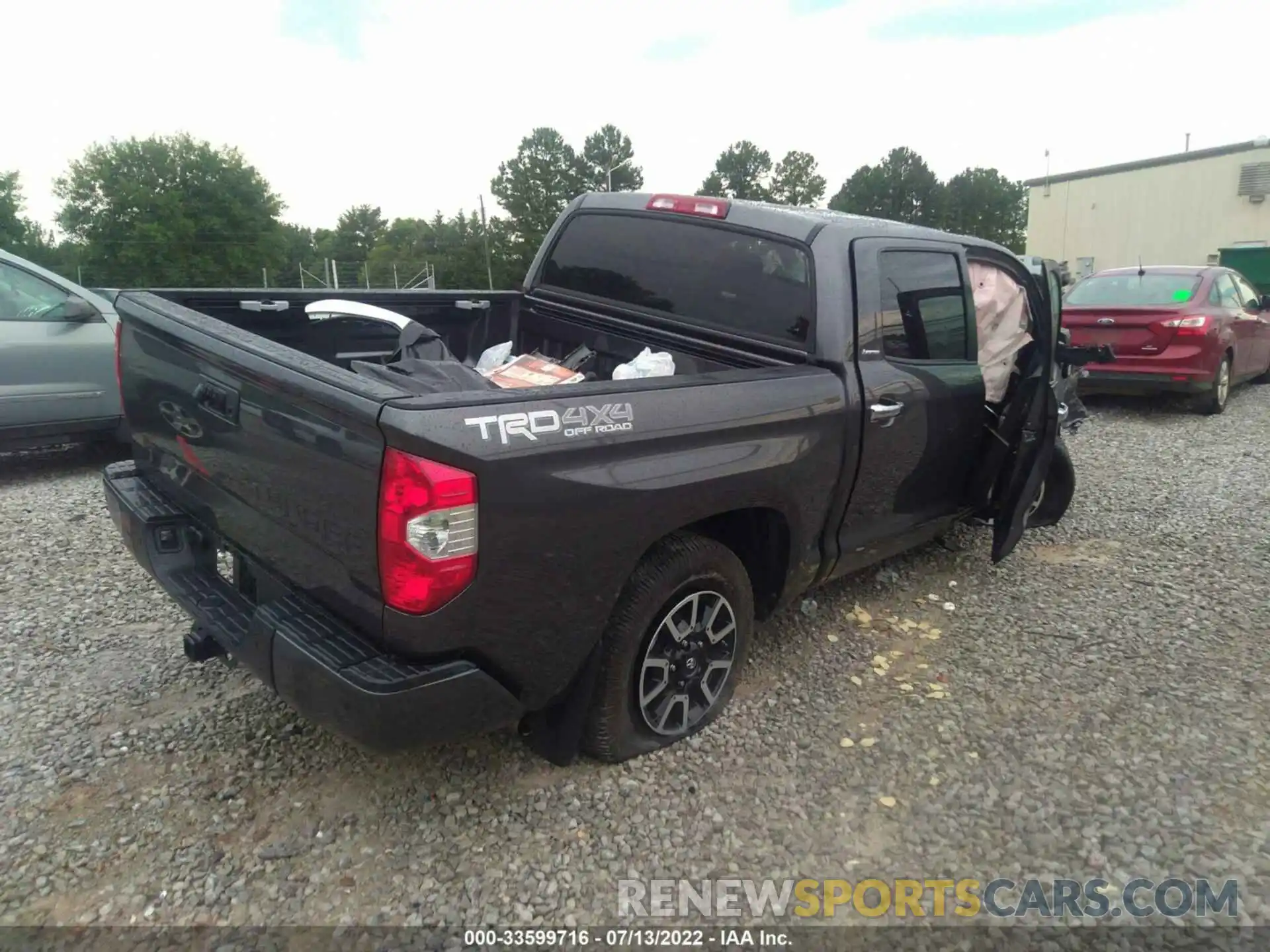 4 Photograph of a damaged car 5TFHY5F12KX848366 TOYOTA TUNDRA 4WD 2019