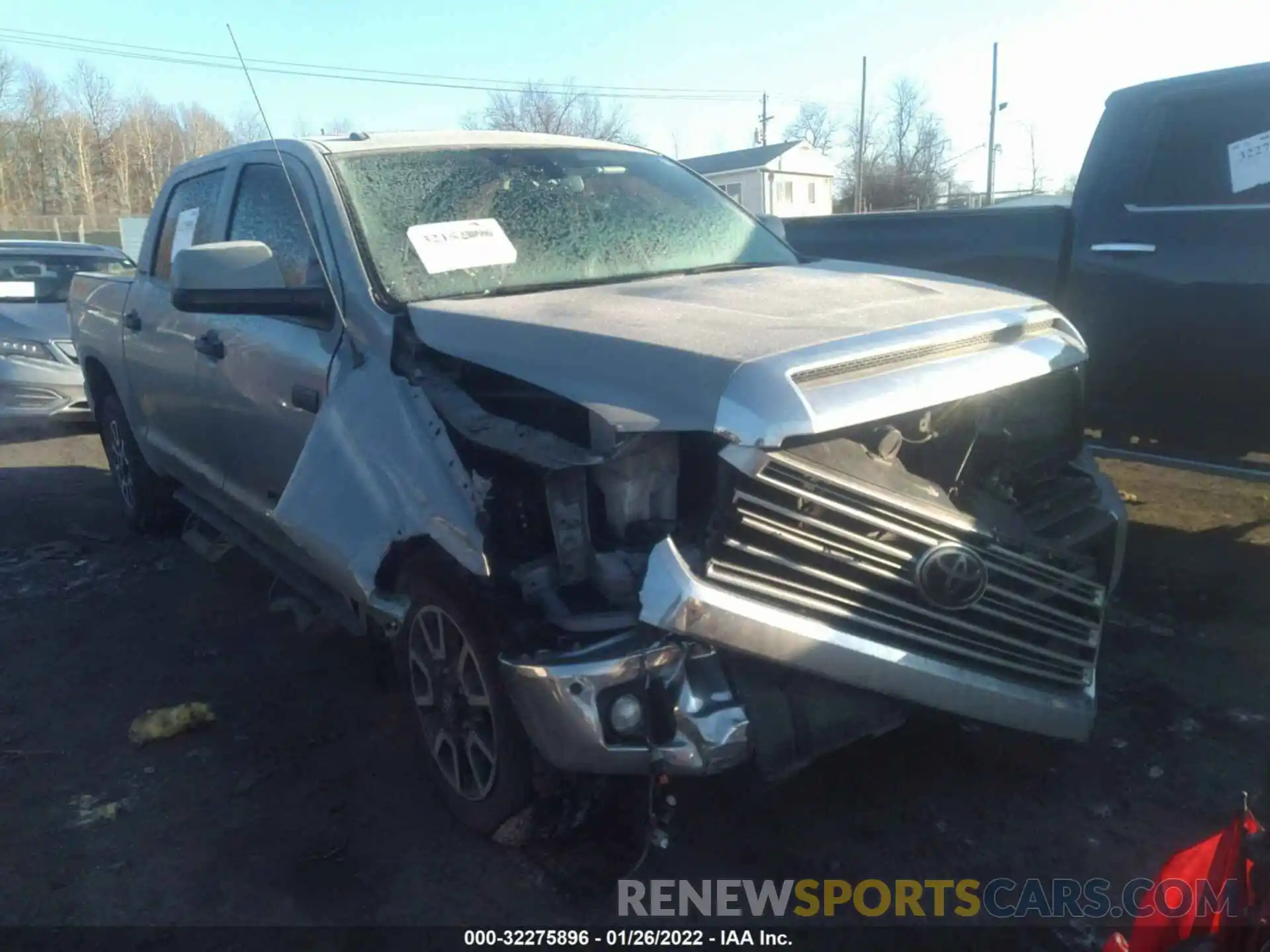 6 Photograph of a damaged car 5TFHY5F13KX777369 TOYOTA TUNDRA 4WD 2019