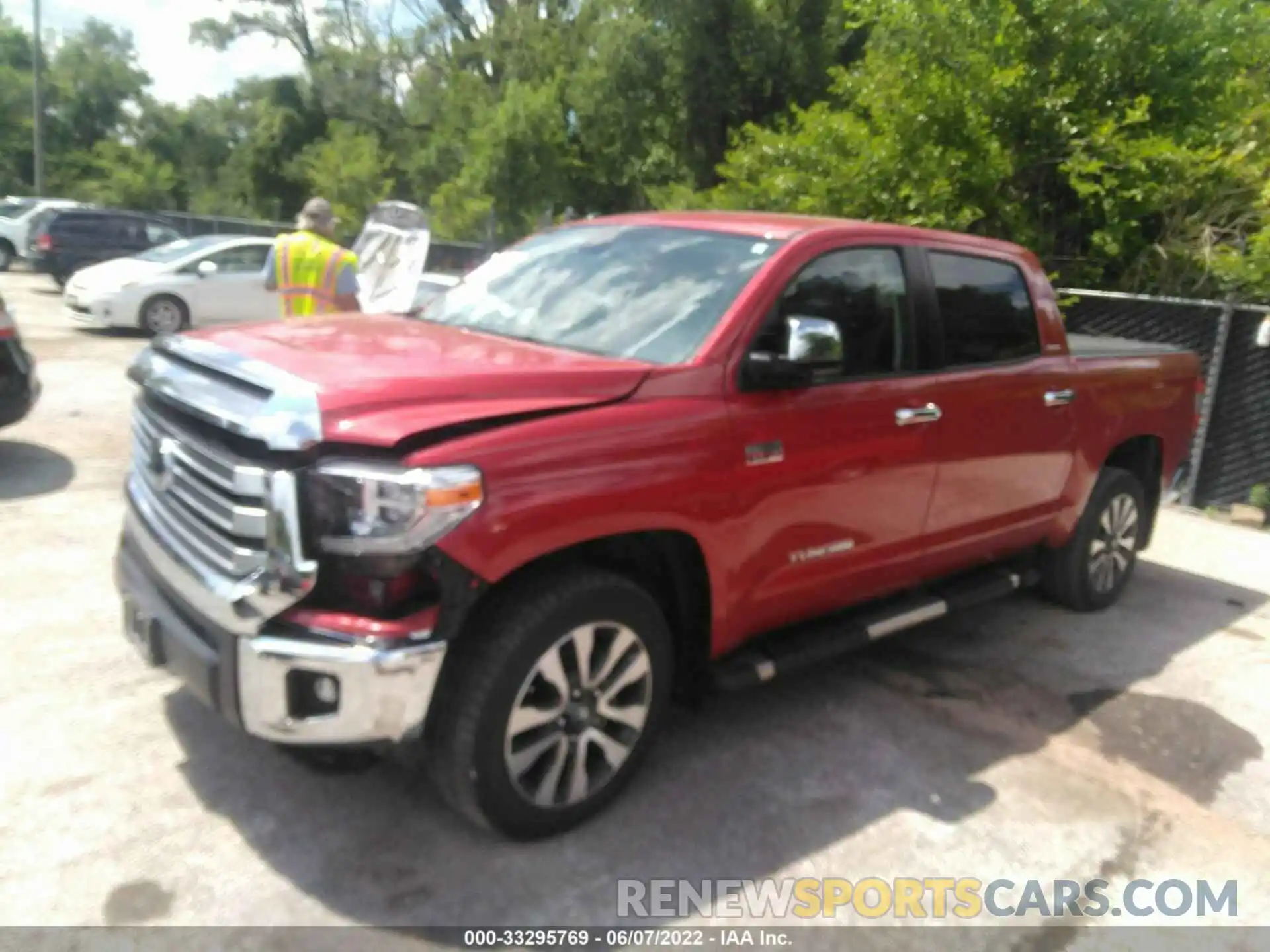 2 Photograph of a damaged car 5TFHY5F13KX828501 TOYOTA TUNDRA 4WD 2019