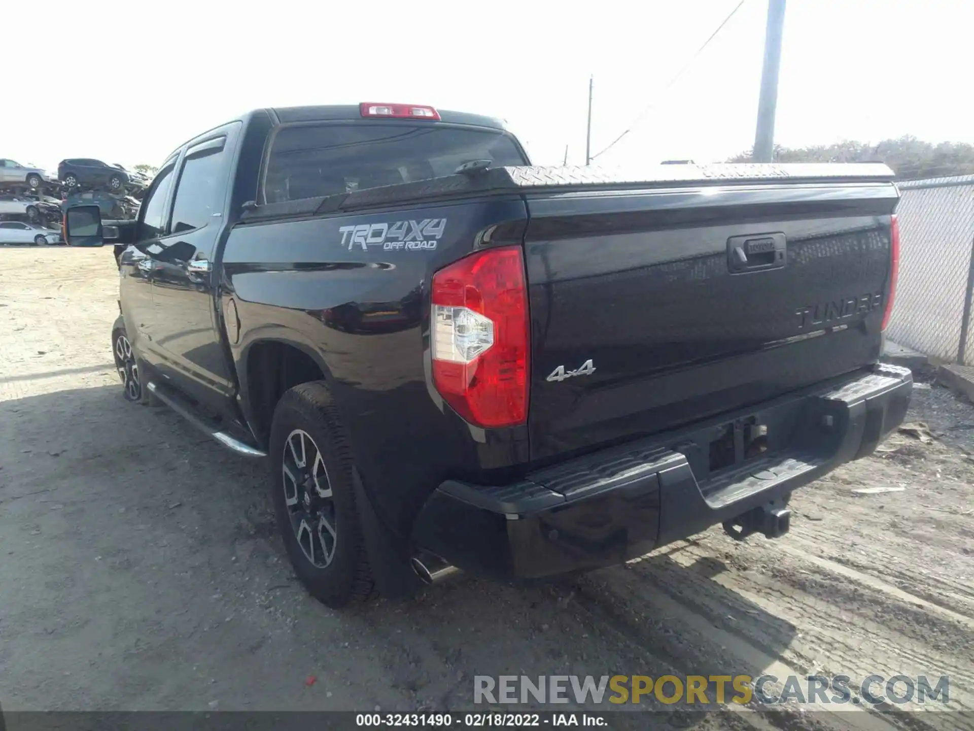 3 Photograph of a damaged car 5TFHY5F14KX777736 TOYOTA TUNDRA 4WD 2019