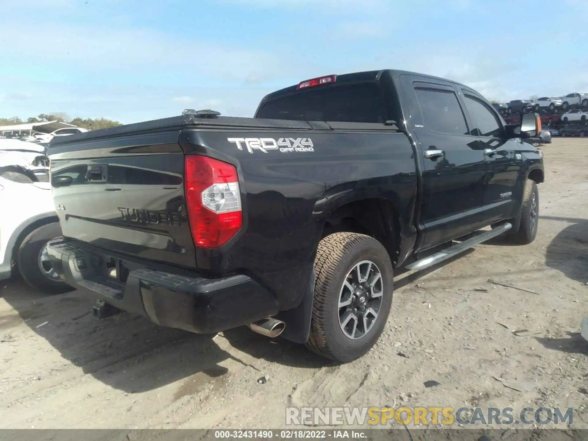 4 Photograph of a damaged car 5TFHY5F14KX777736 TOYOTA TUNDRA 4WD 2019