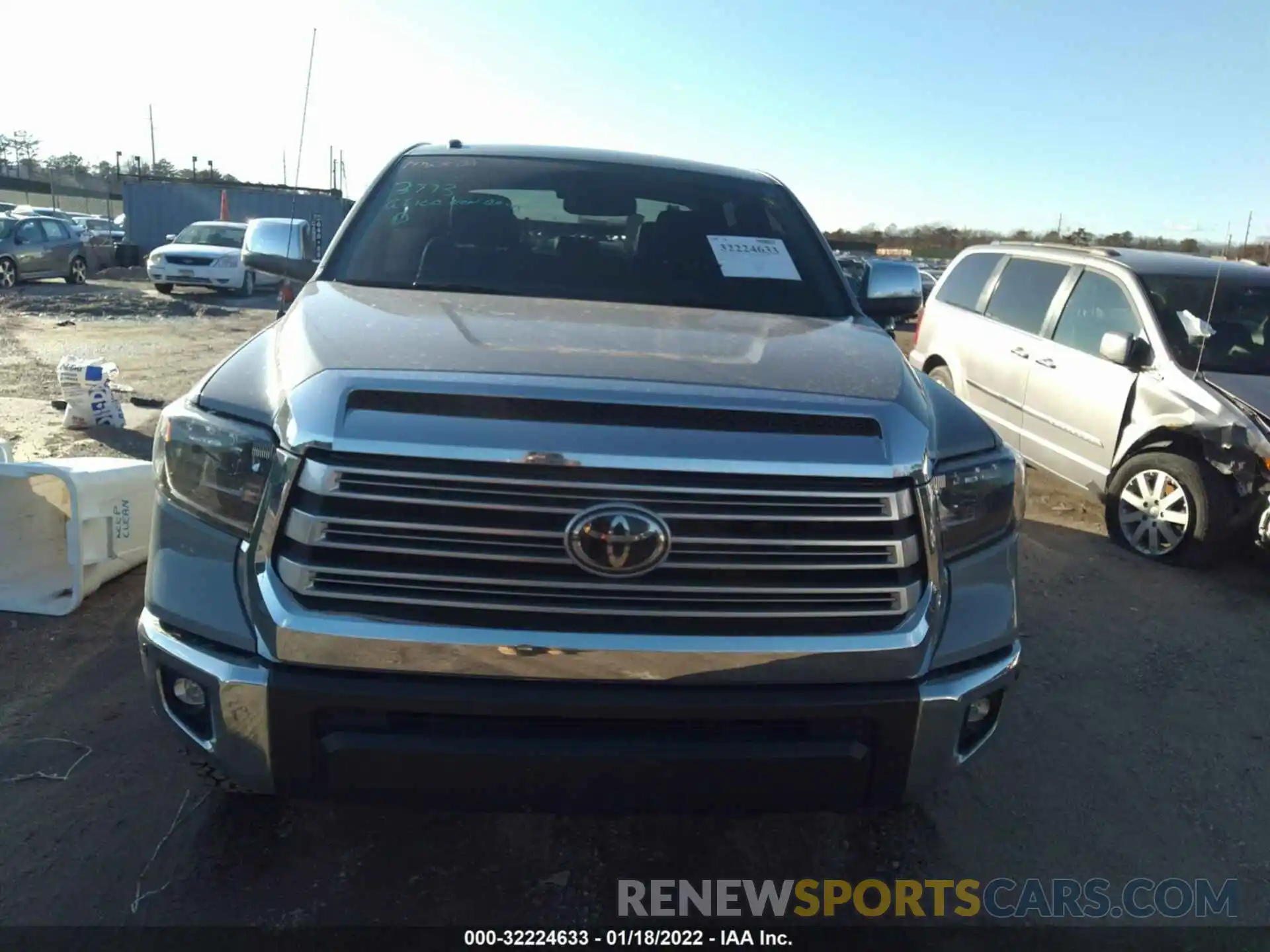 6 Photograph of a damaged car 5TFHY5F14KX834369 TOYOTA TUNDRA 4WD 2019