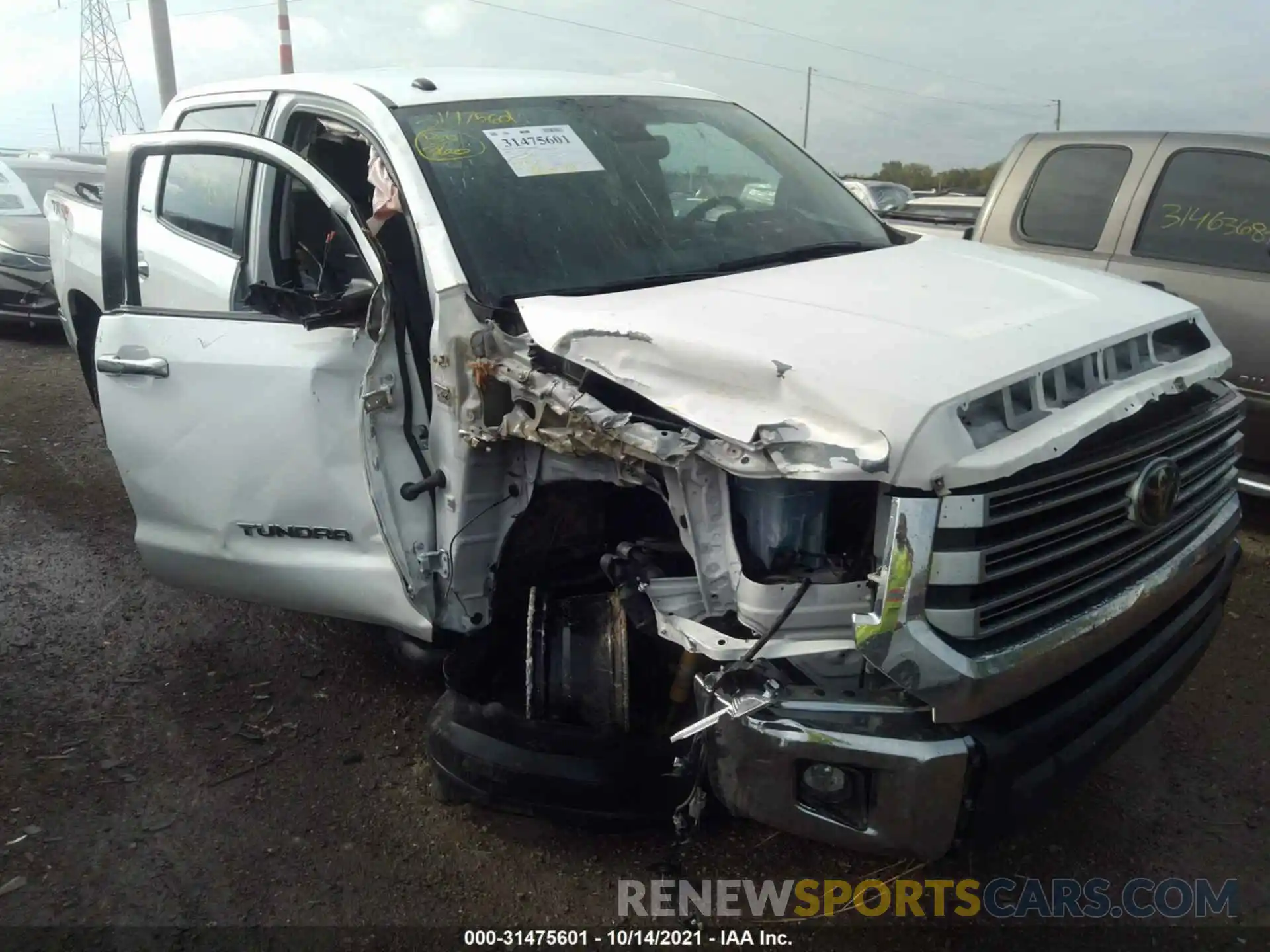 1 Photograph of a damaged car 5TFHY5F15KX803034 TOYOTA TUNDRA 4WD 2019