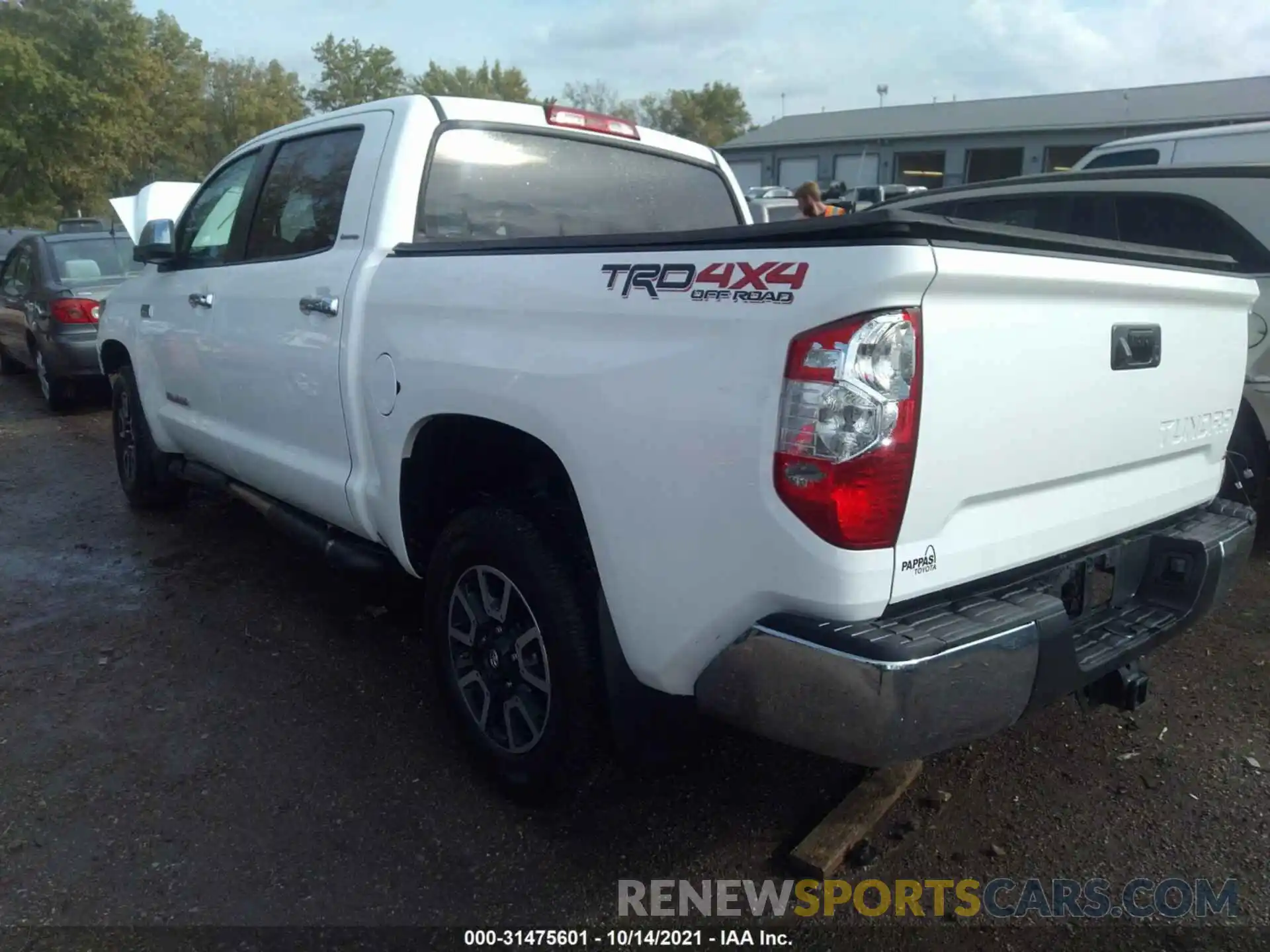 3 Photograph of a damaged car 5TFHY5F15KX803034 TOYOTA TUNDRA 4WD 2019